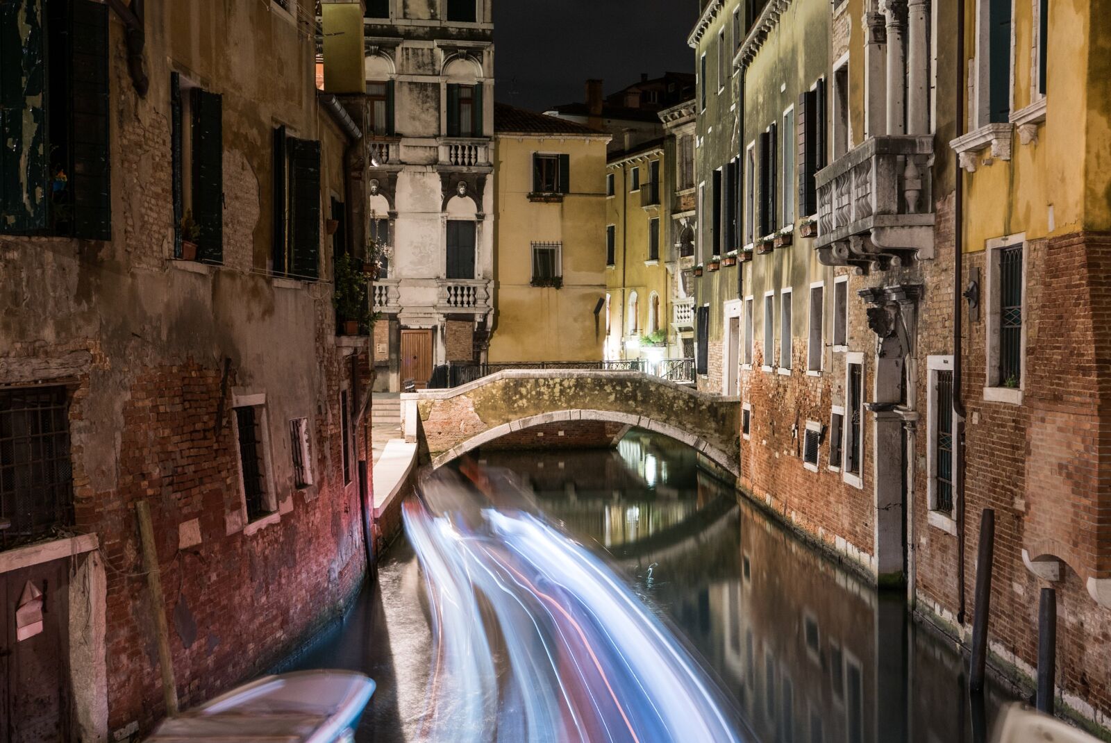 Panasonic Lumix DMC-LX100 sample photo. Venice, night, night photograph photography