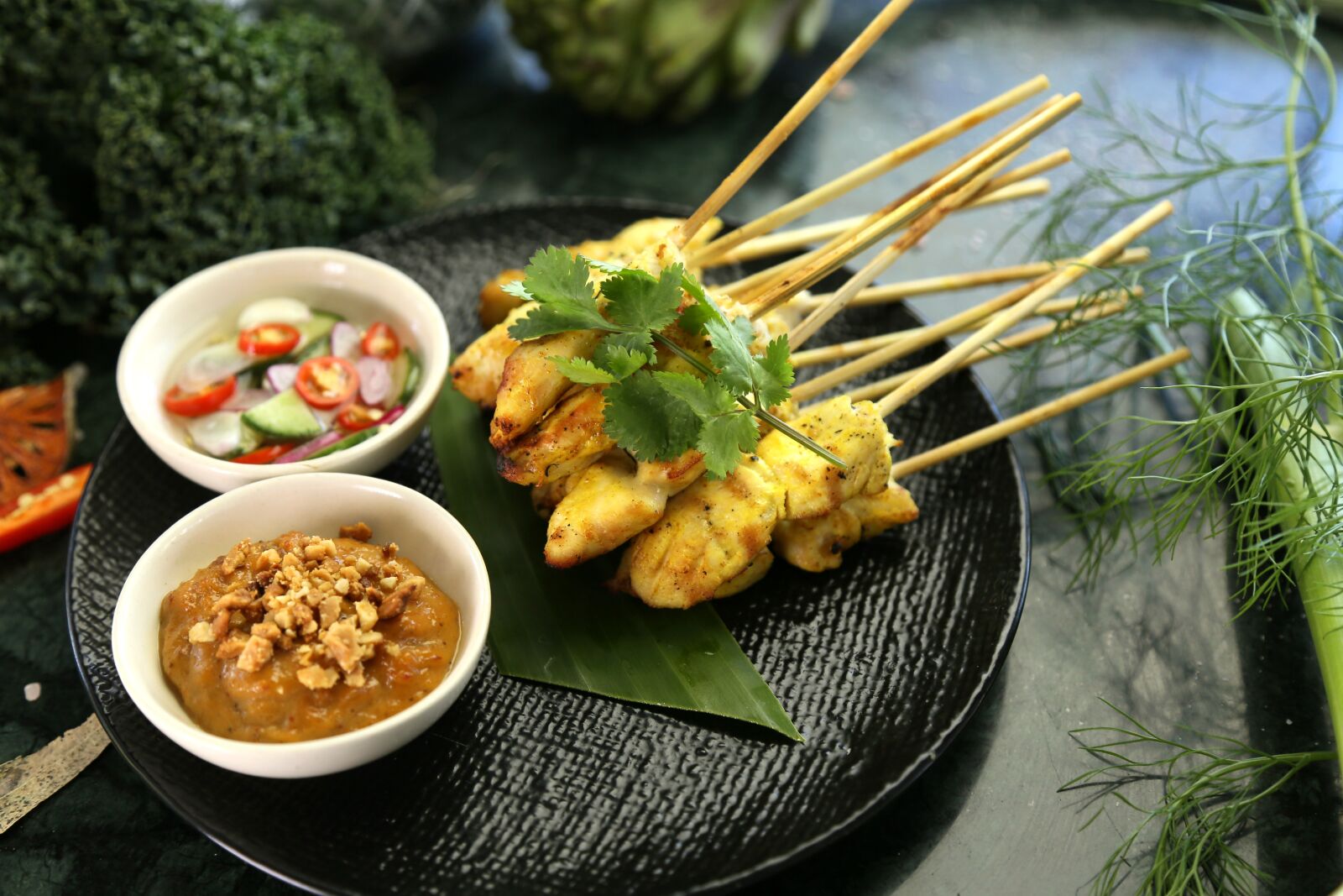 Canon EOS 6D + Canon EF 24-105mm F4L IS USM sample photo. Satay chicken, peanut sauce photography