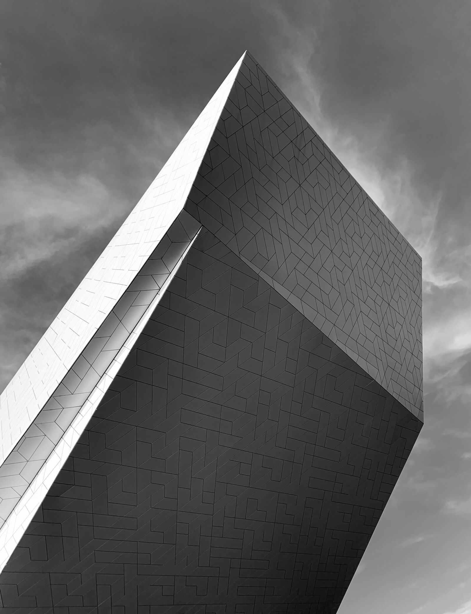 Apple iPhone XR sample photo. Architecture, building, tower photography