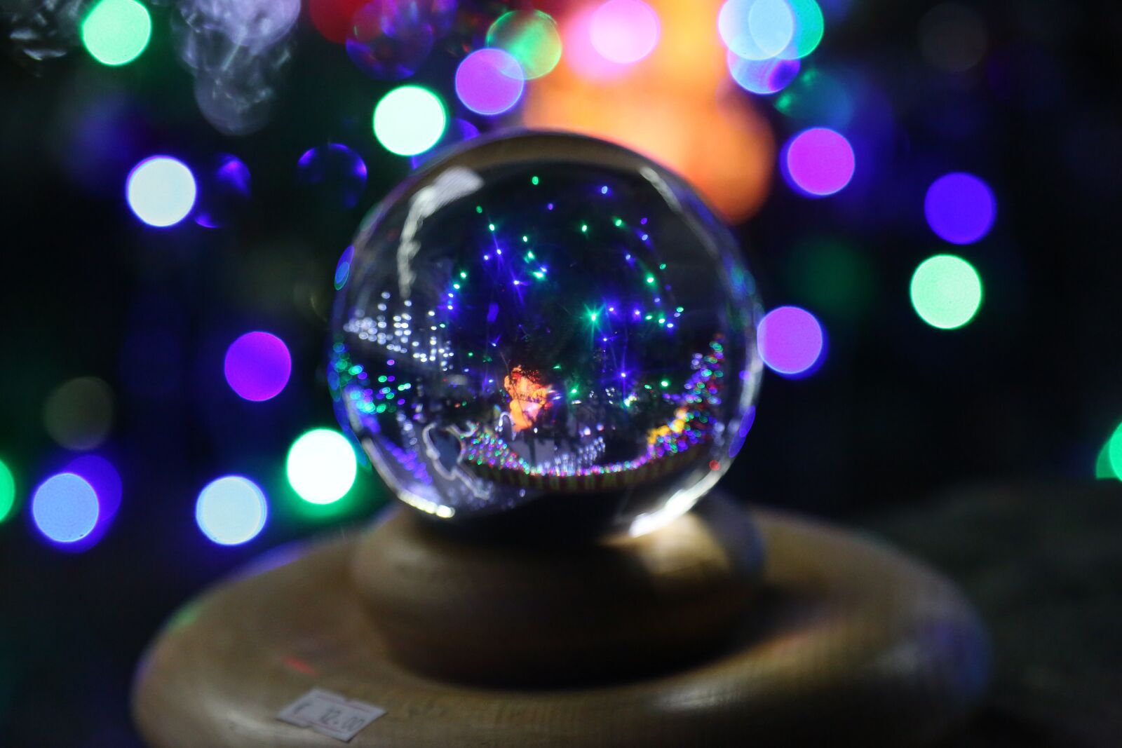 Canon EF 24-105mm F4L IS USM sample photo. Lighting, christmas, decoration photography