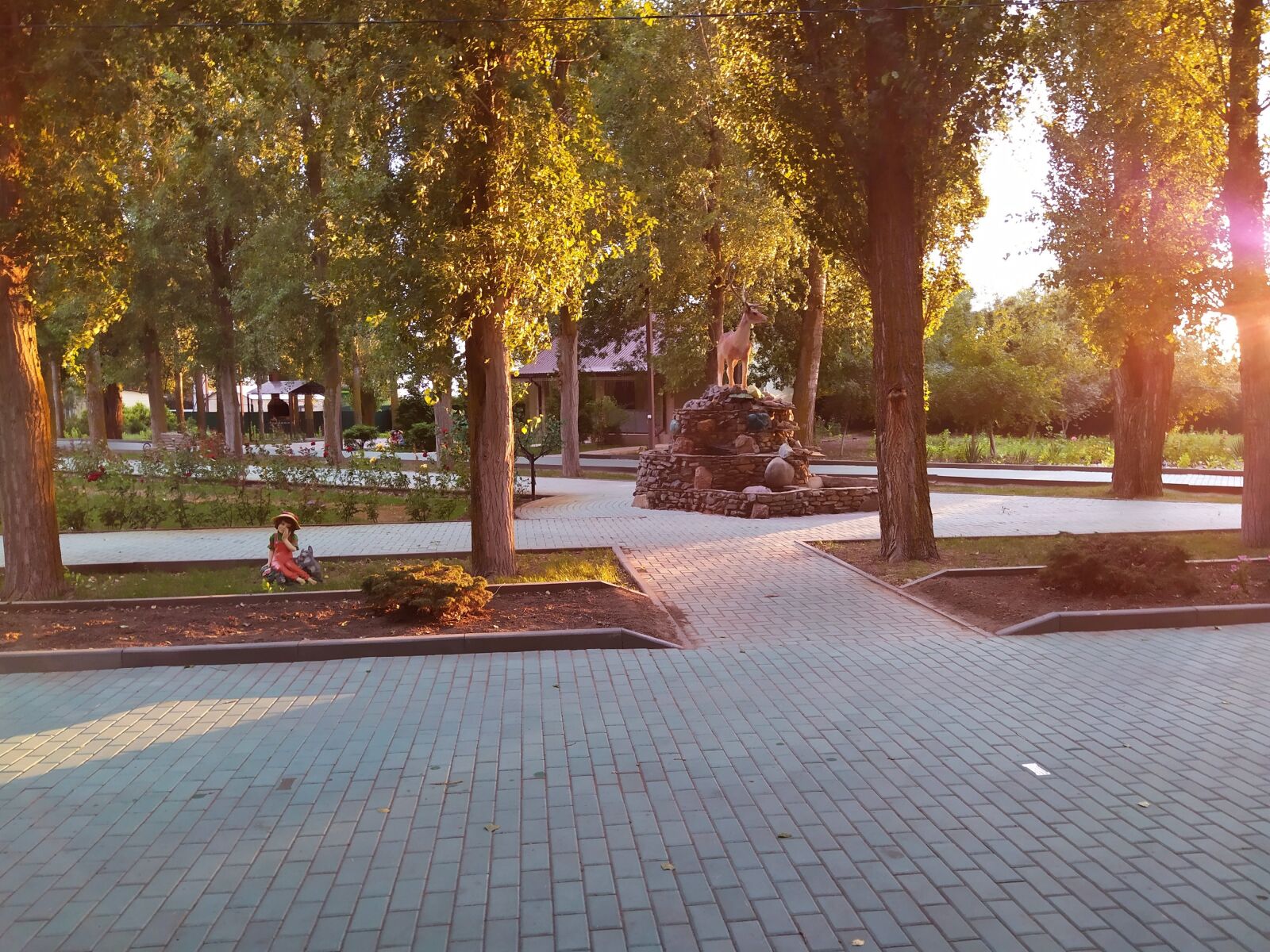 Xiaomi Redmi Note 7 sample photo. Sunset, rays of the photography