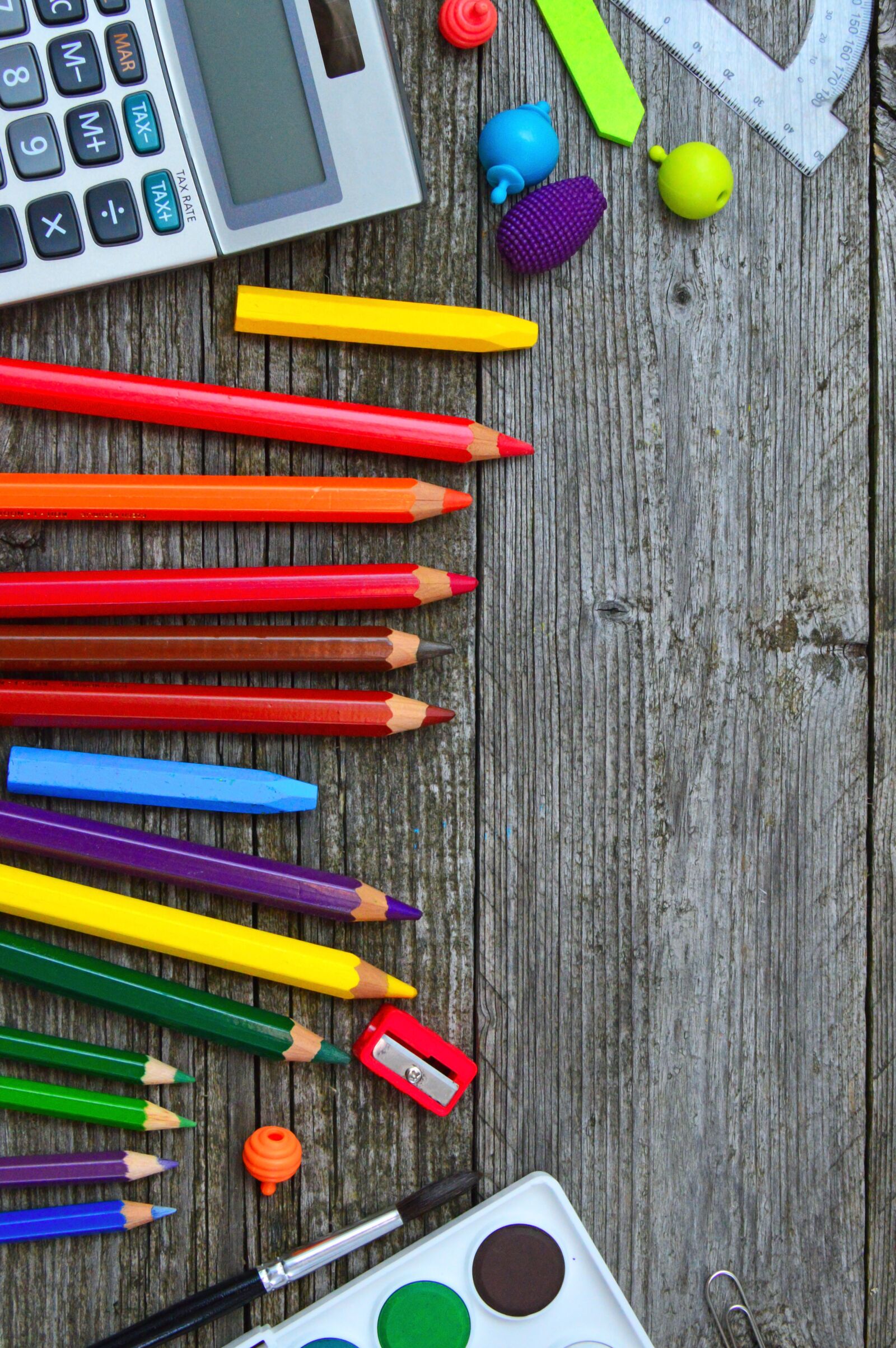 Nikon D3200 sample photo. School tools, color, crayon photography