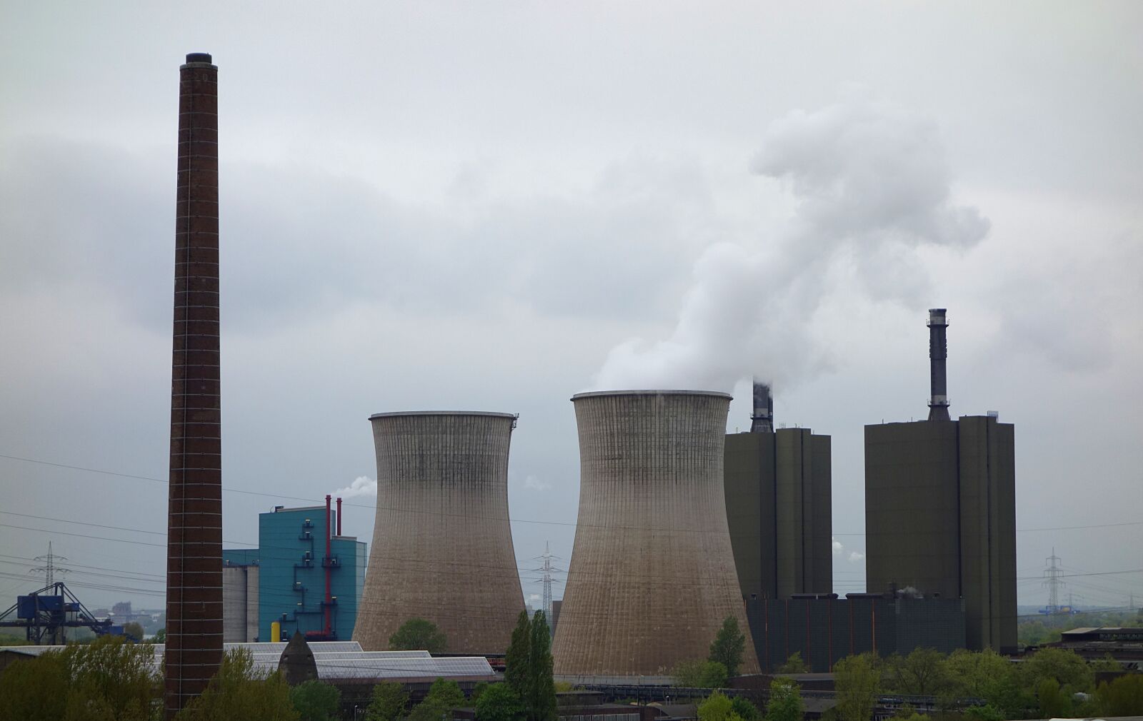 Sony Cyber-shot DSC-RX100 sample photo. Industry, coal, pollution photography