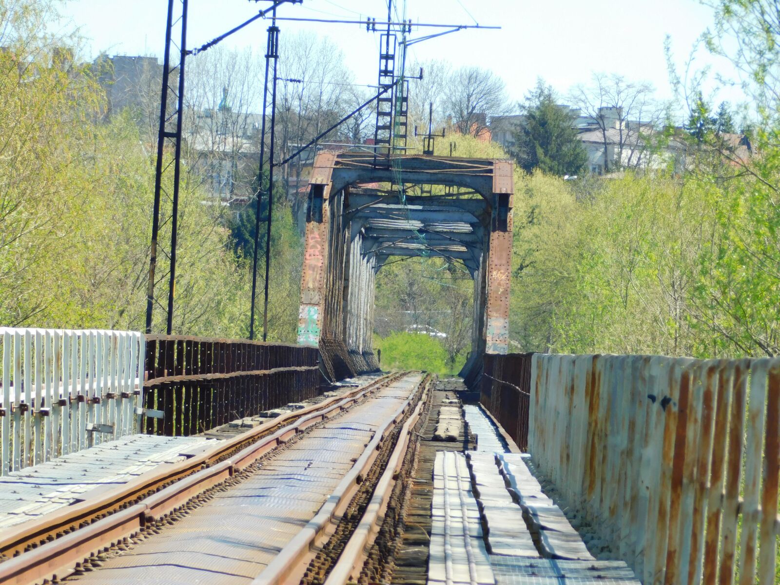 Nikon Coolpix B500 sample photo. The old rails, tracks photography