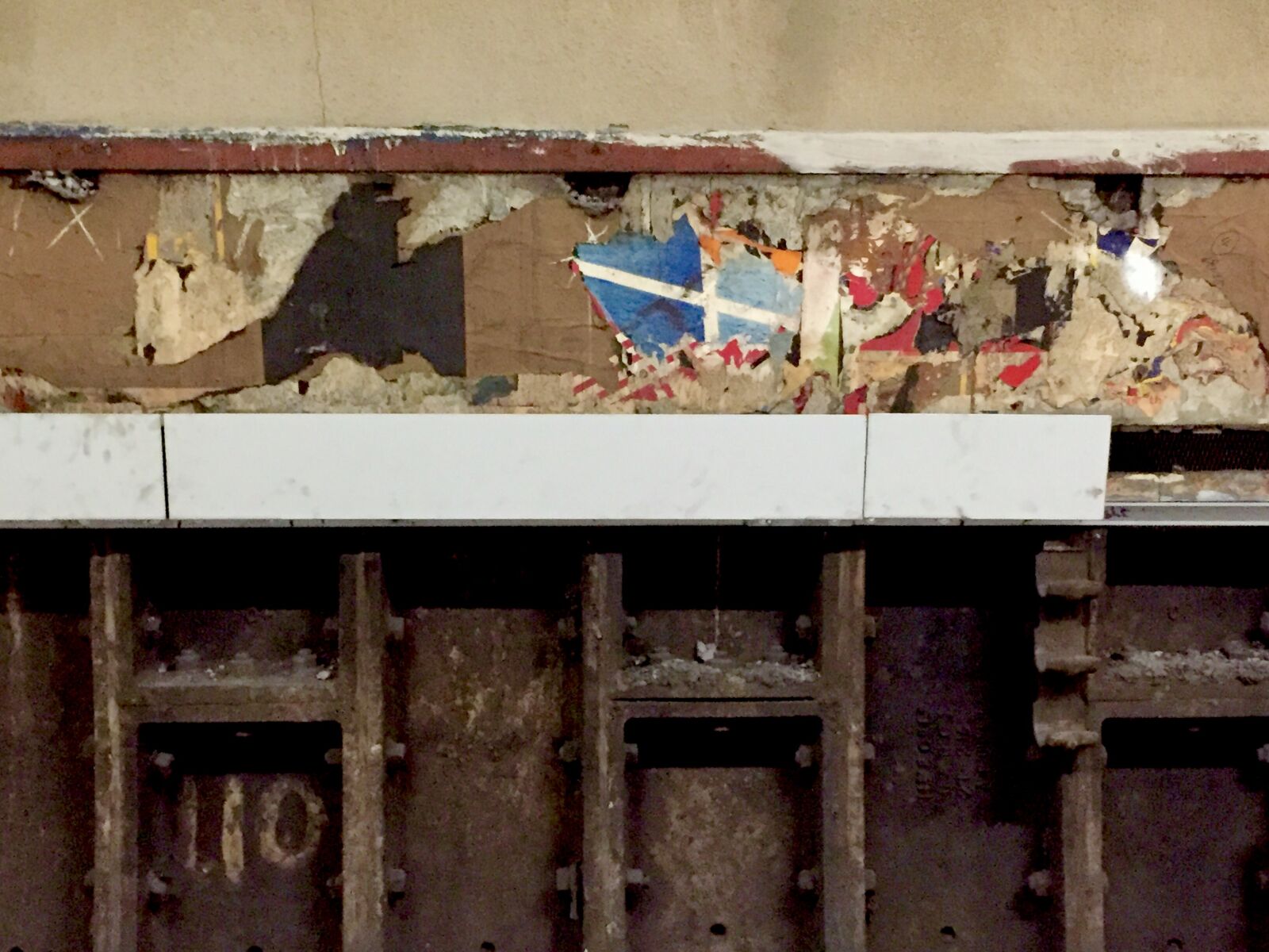Apple iPhone 6 sample photo. End, day, london, tube photography