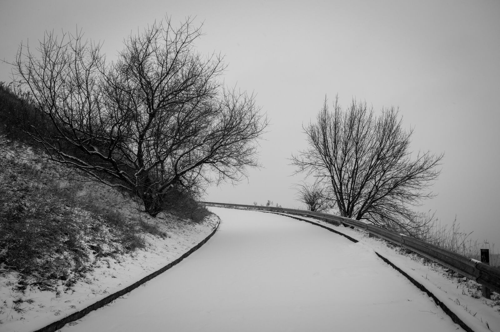Nikon D3200 sample photo. Road, winter, hill photography