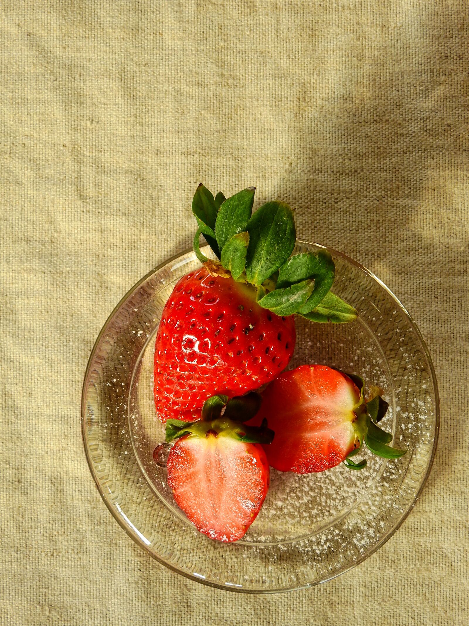 Nikon Coolpix P900 sample photo. Strawberries, berries, fruits photography