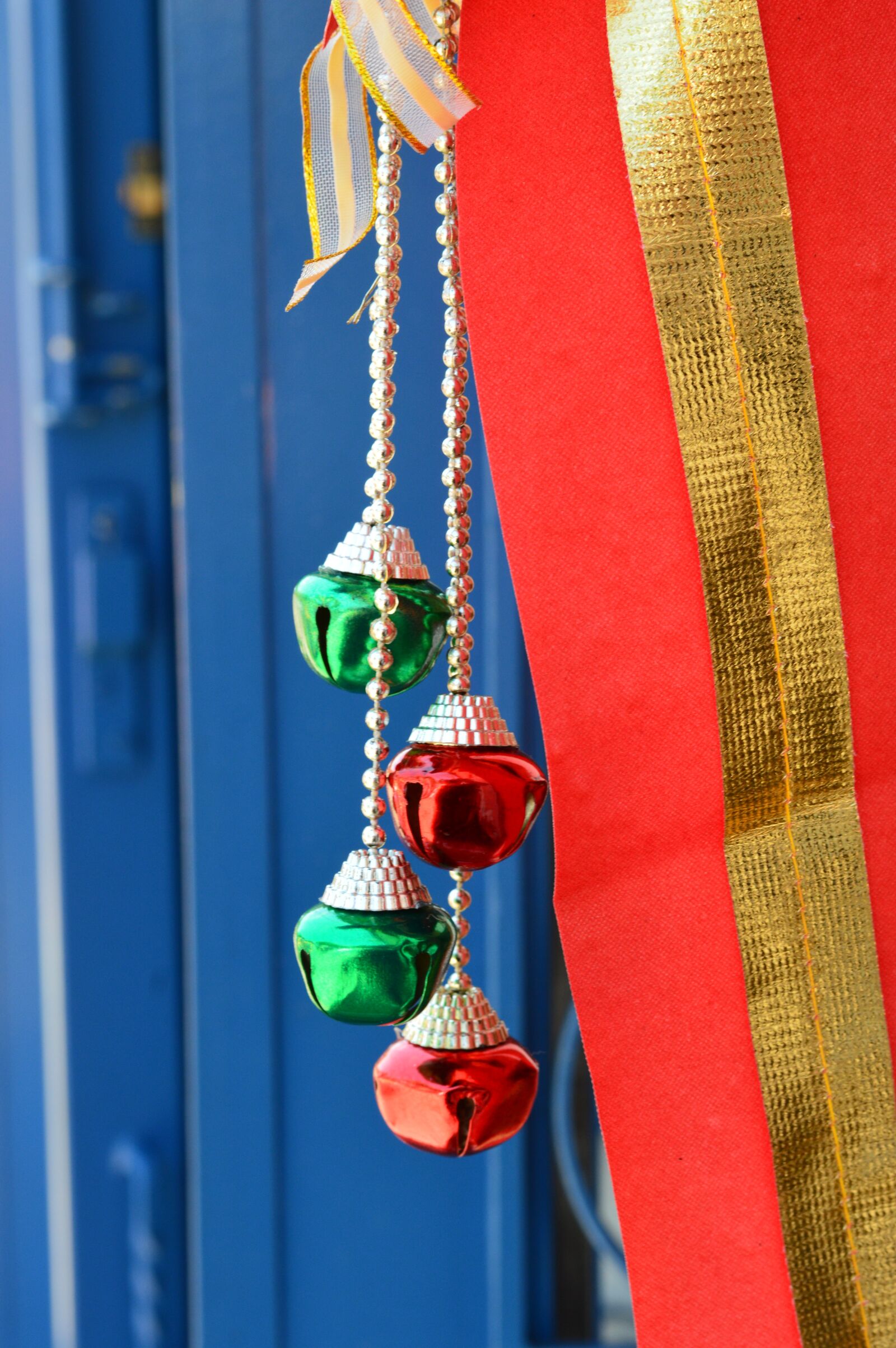 Nikon D3200 sample photo. Tapes, colors, window photography