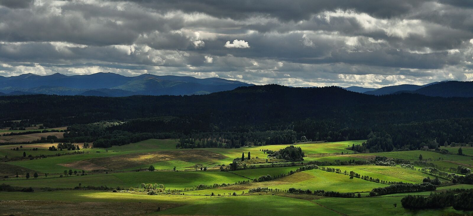 Nikon D90 sample photo. Landscape, nature, sun clouds photography