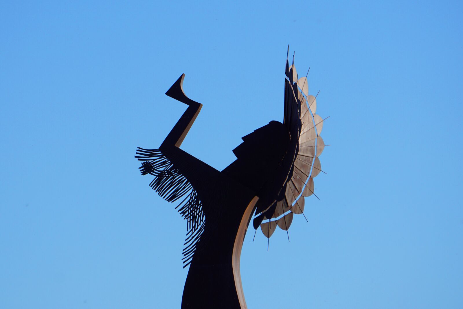 Sony E 55-210mm F4.5-6.3 OSS sample photo. Keeper of the plains photography