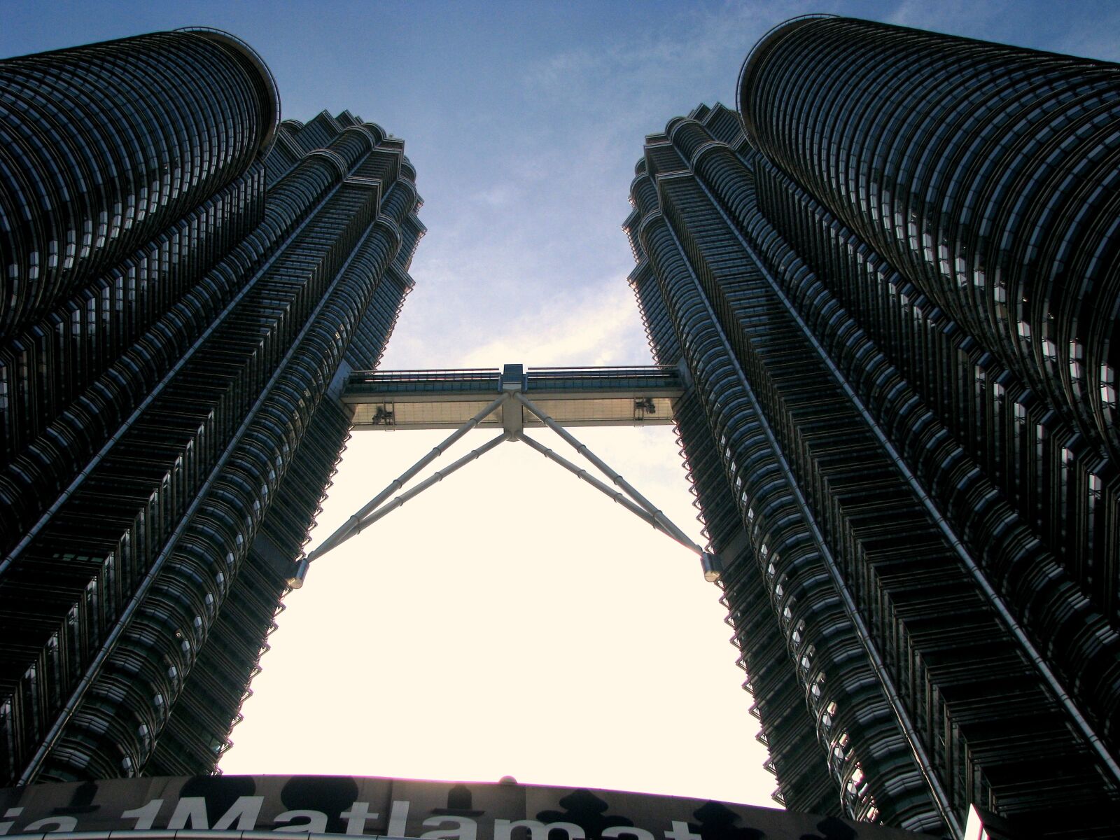 Canon POWERSHOT S5 IS sample photo. Architecture, city, skyscraper photography