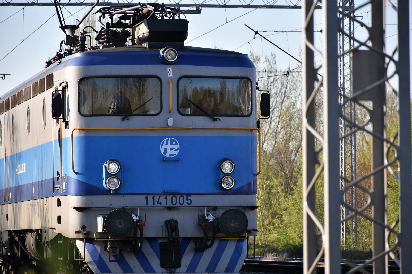 Nikon D5600 sample photo. Cargo train, electric locomotive photography