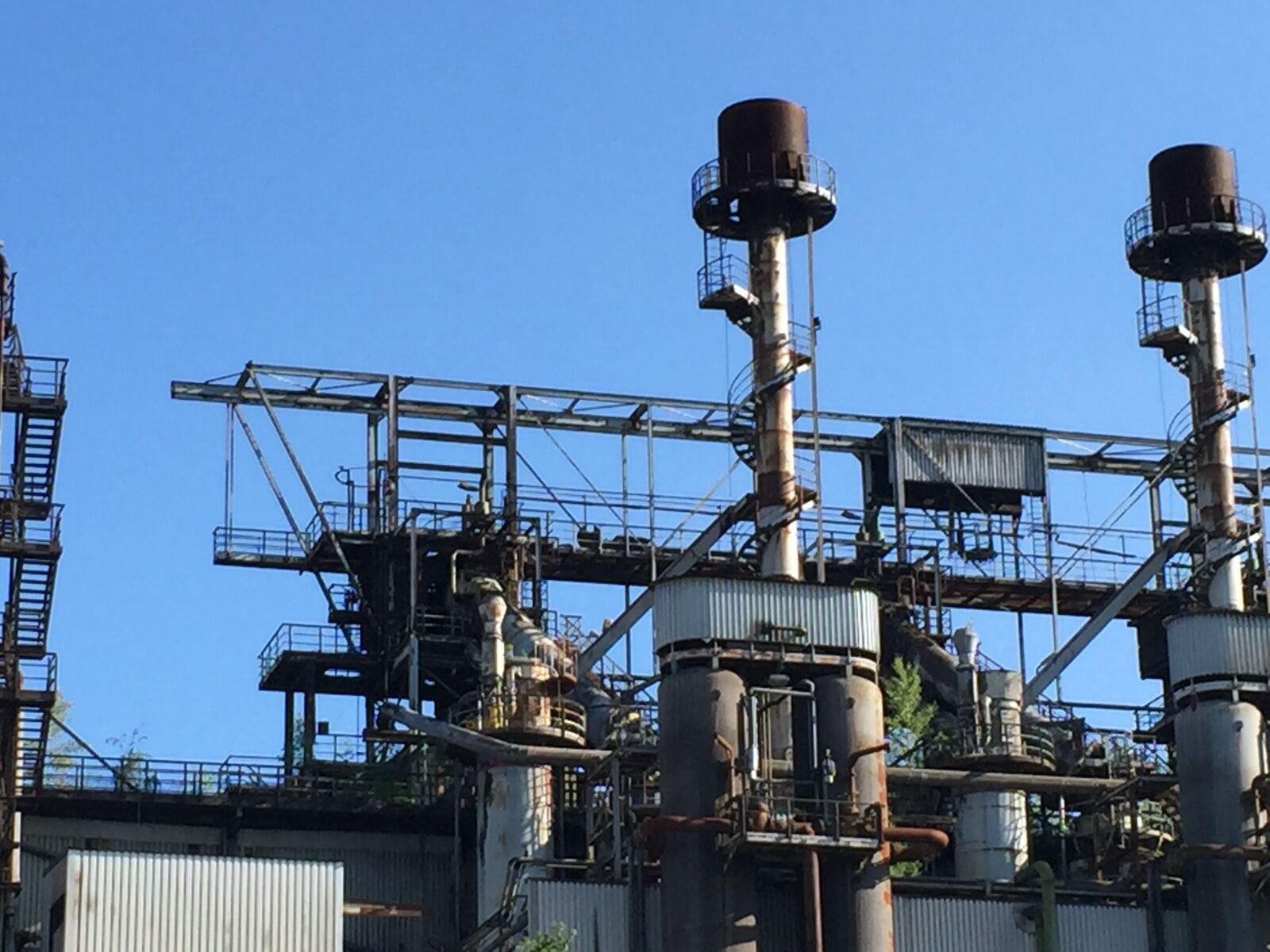 iPhone 6 Plus back camera 4.15mm f/2.2 sample photo. Industry, chimney, factory photography