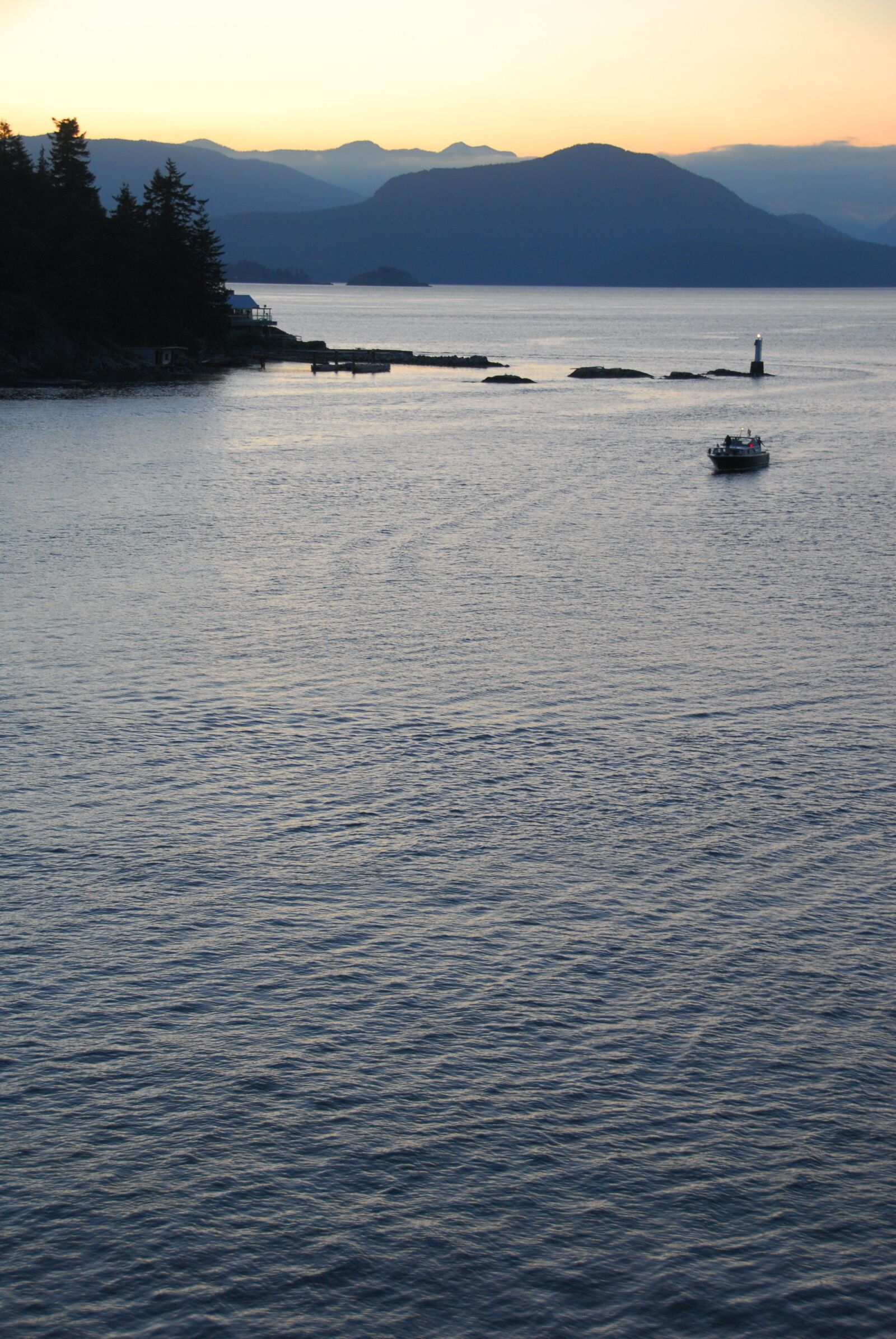 Nikon D200 sample photo. Ocean, islands, boat photography