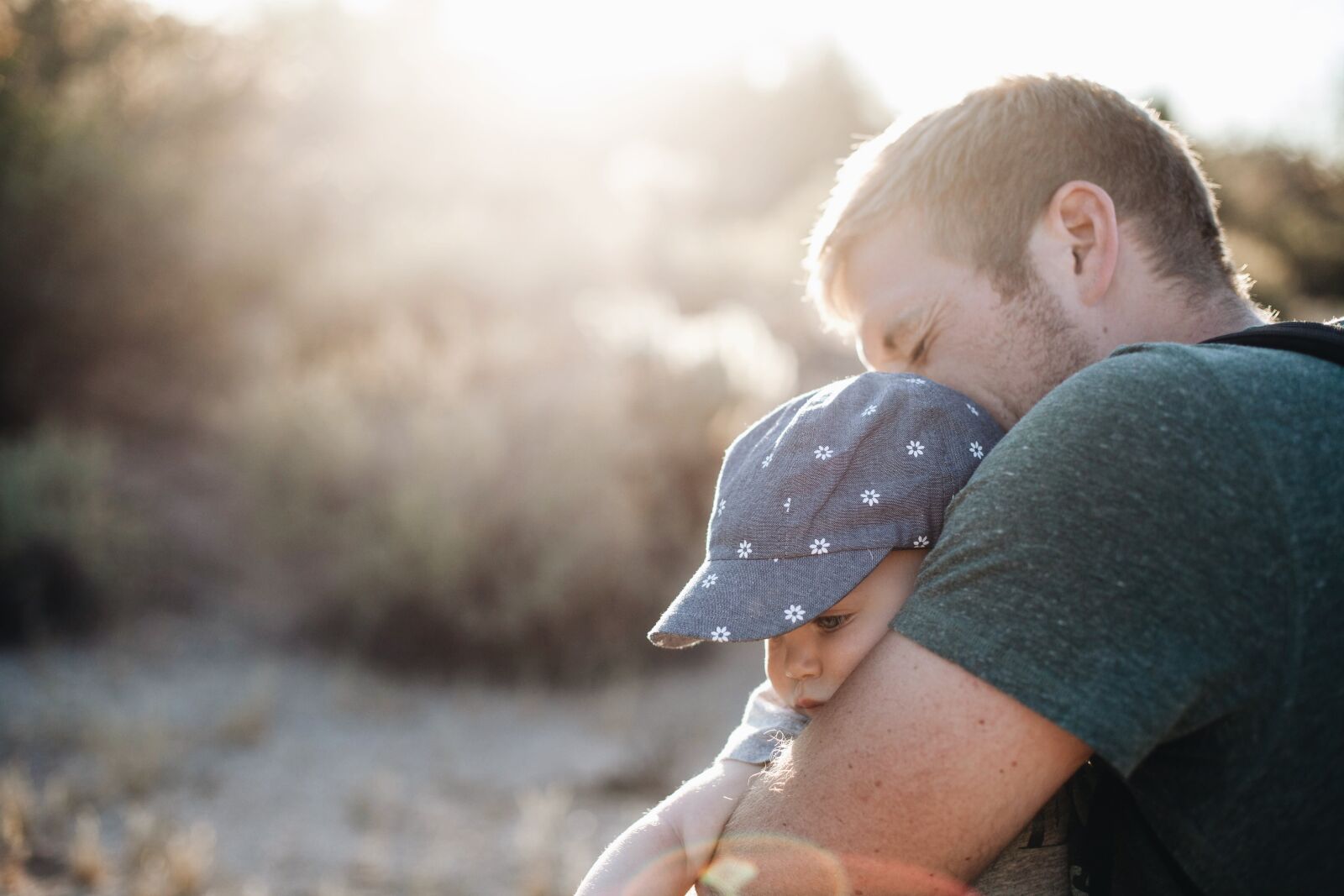 Canon EOS 5D Mark II sample photo. Child, cute, dad photography
