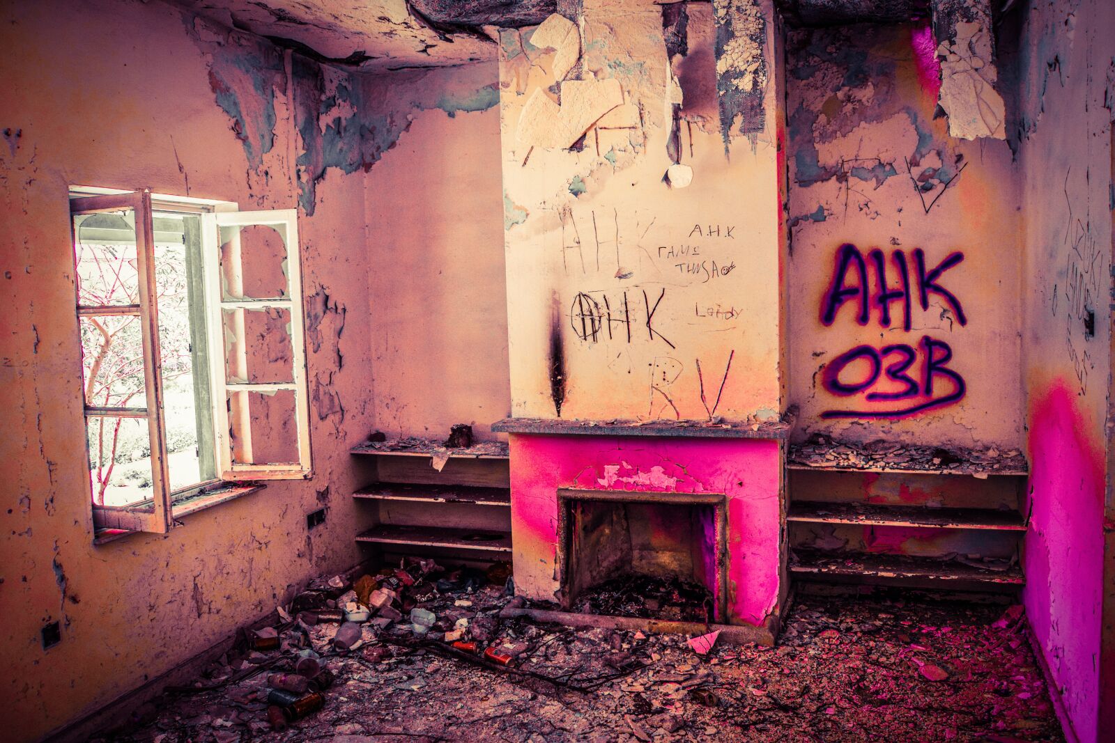 Nikon D3300 sample photo. Decay, house, abandoned photography