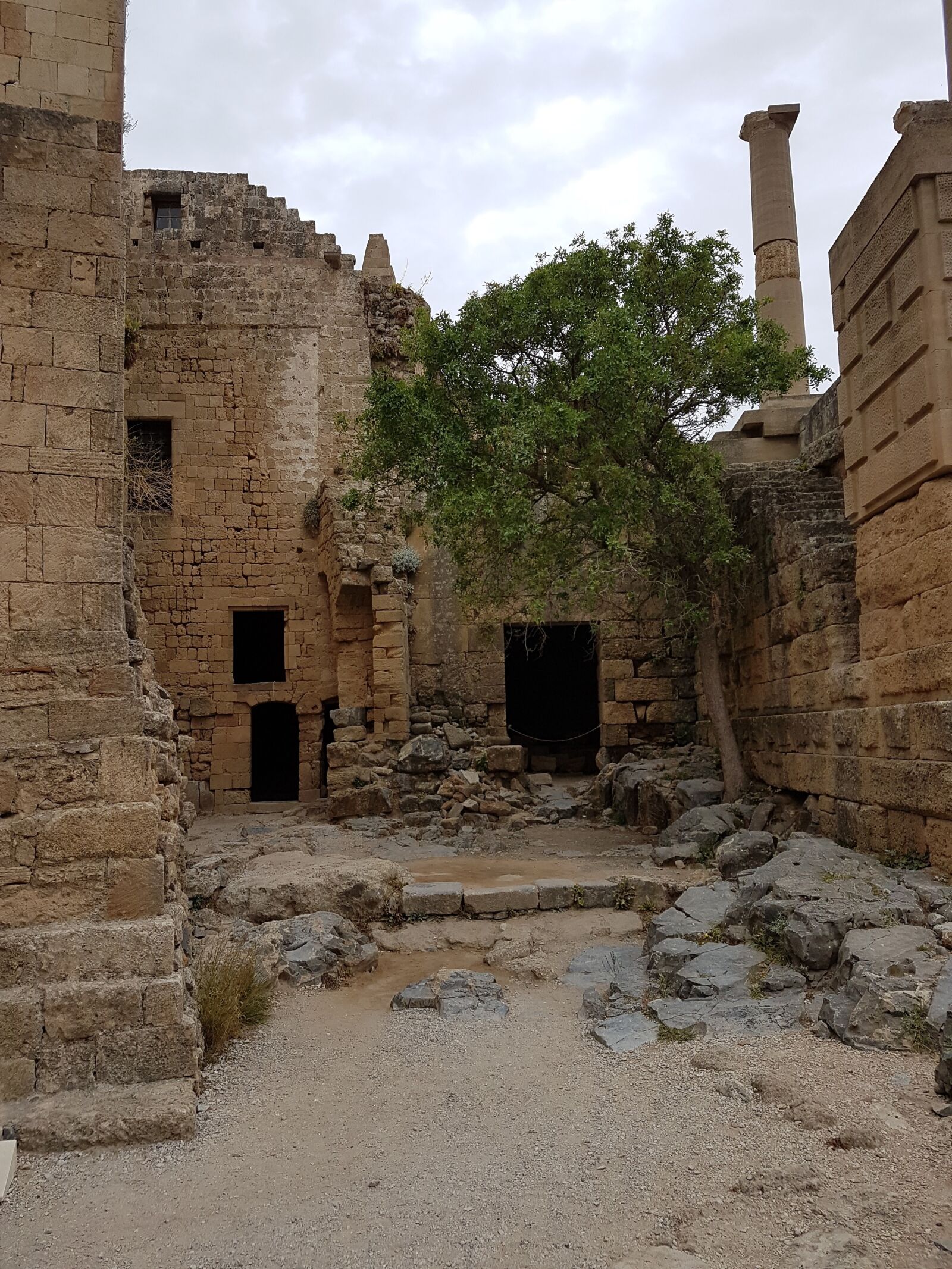 Samsung Galaxy S7 Edge sample photo. Greek, ruin photography