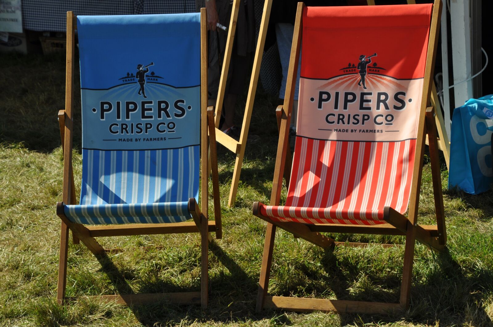 Nikon D5000 sample photo. Chair, deck chair, summer photography