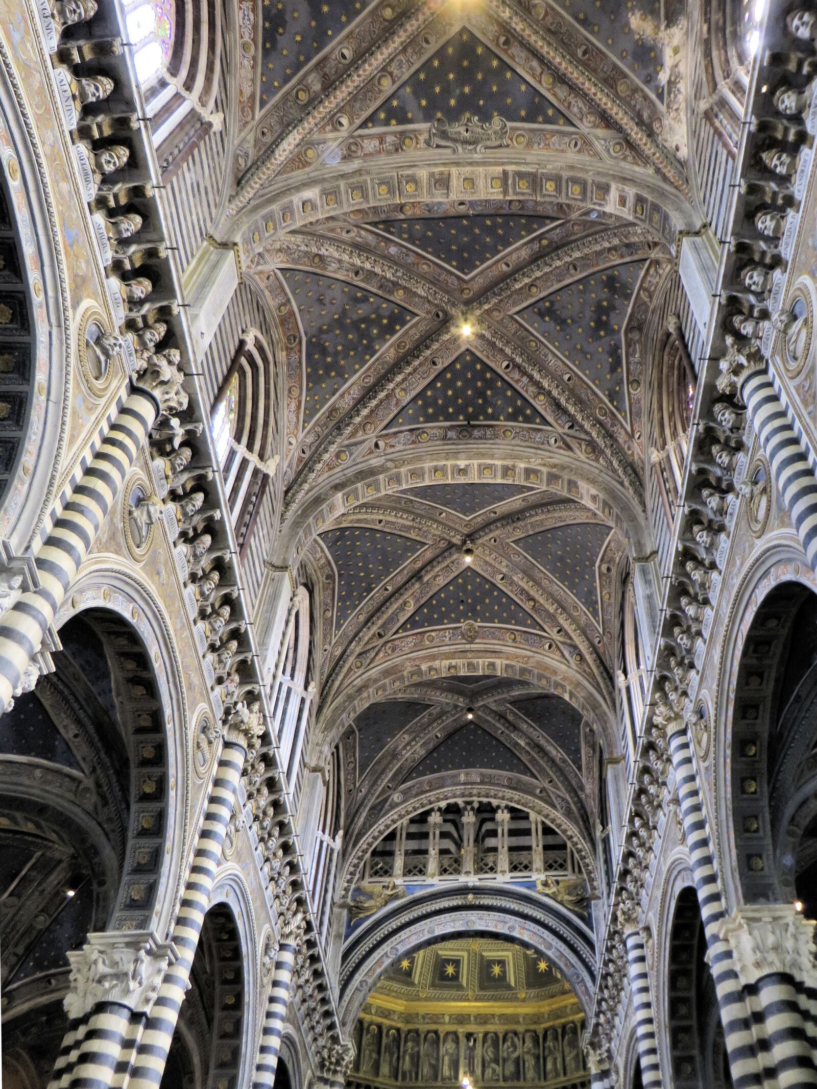 Canon PowerShot SX270 HS sample photo. Italy, hers, cathedral photography