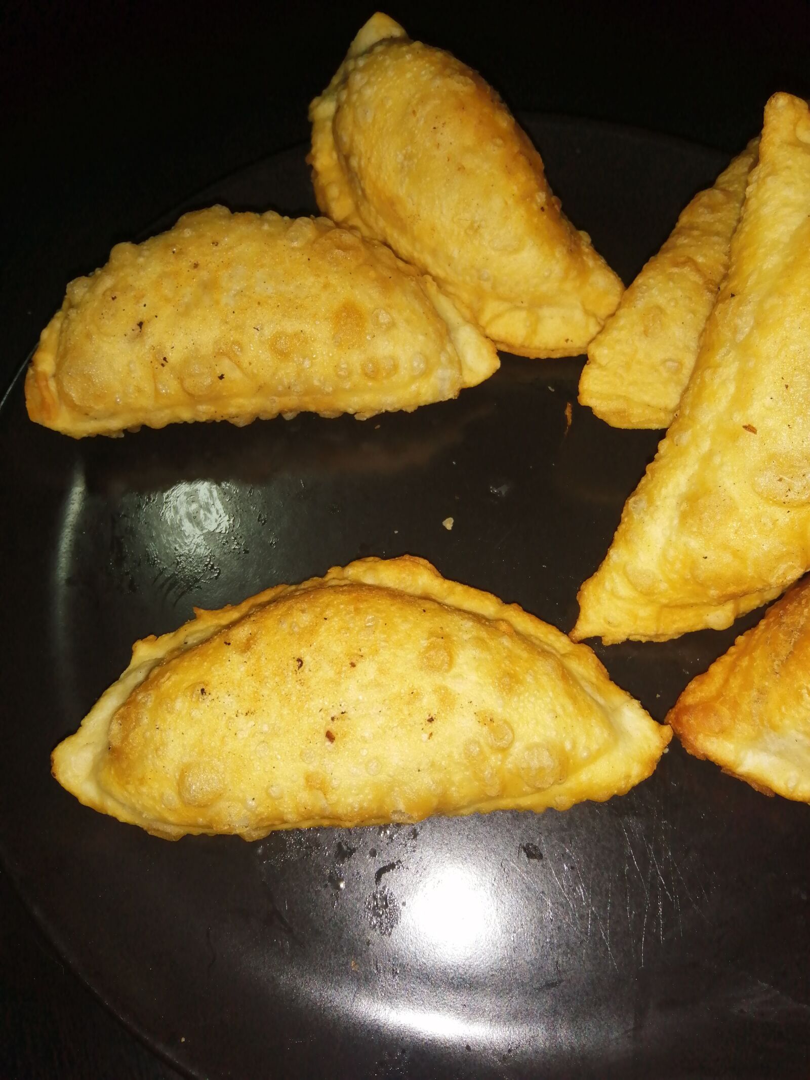 HUAWEI POT-LX3 sample photo. Food, restaurants, empanadas photography