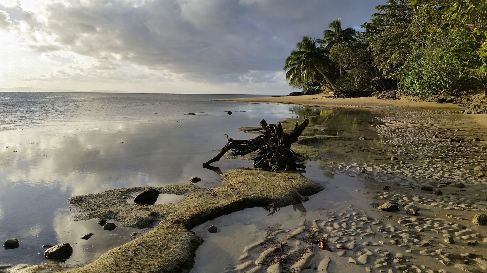 Samsung Galaxy S5 sample photo. Fiji, sunset, sky photography