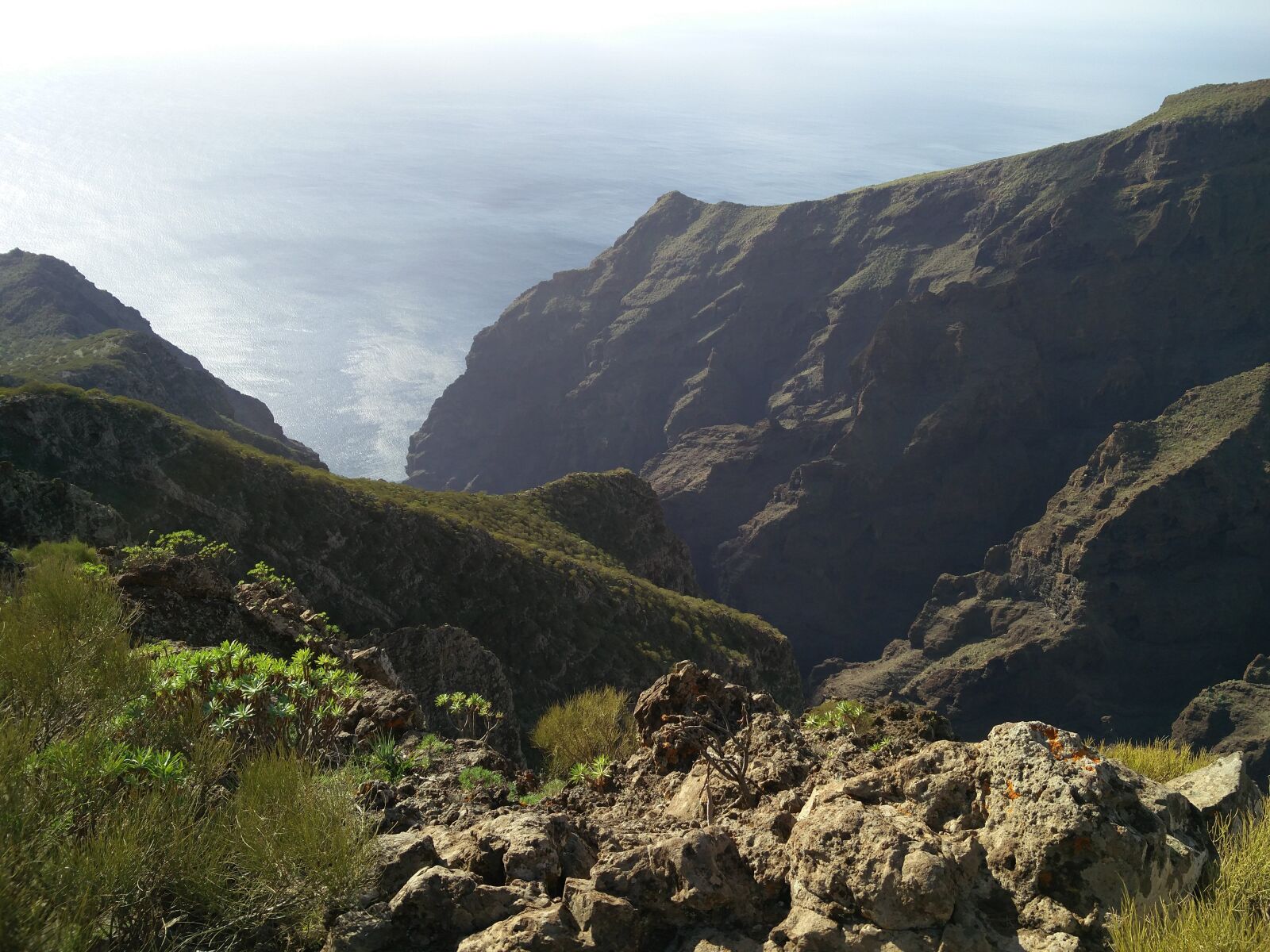 OnePlus 2 sample photo. Mountain, sea, cliffs photography