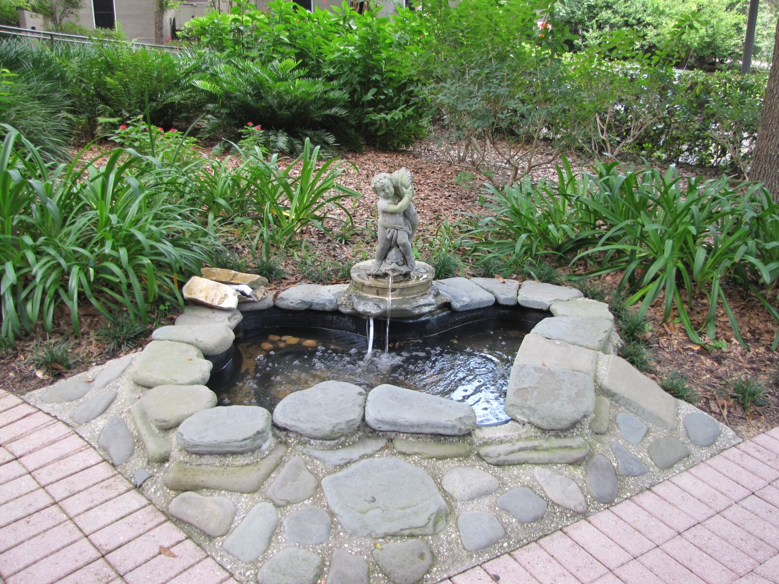 Canon PowerShot SX10 IS sample photo. Landscape, fountain, nature photography