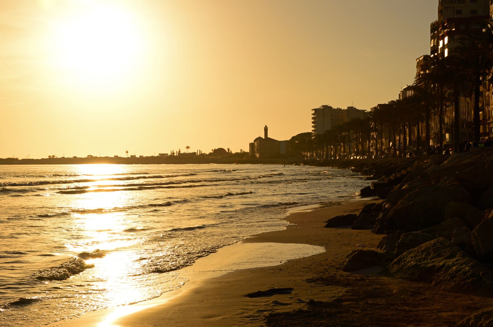 Nikon D3200 sample photo. Sunset, dusk, evening light photography