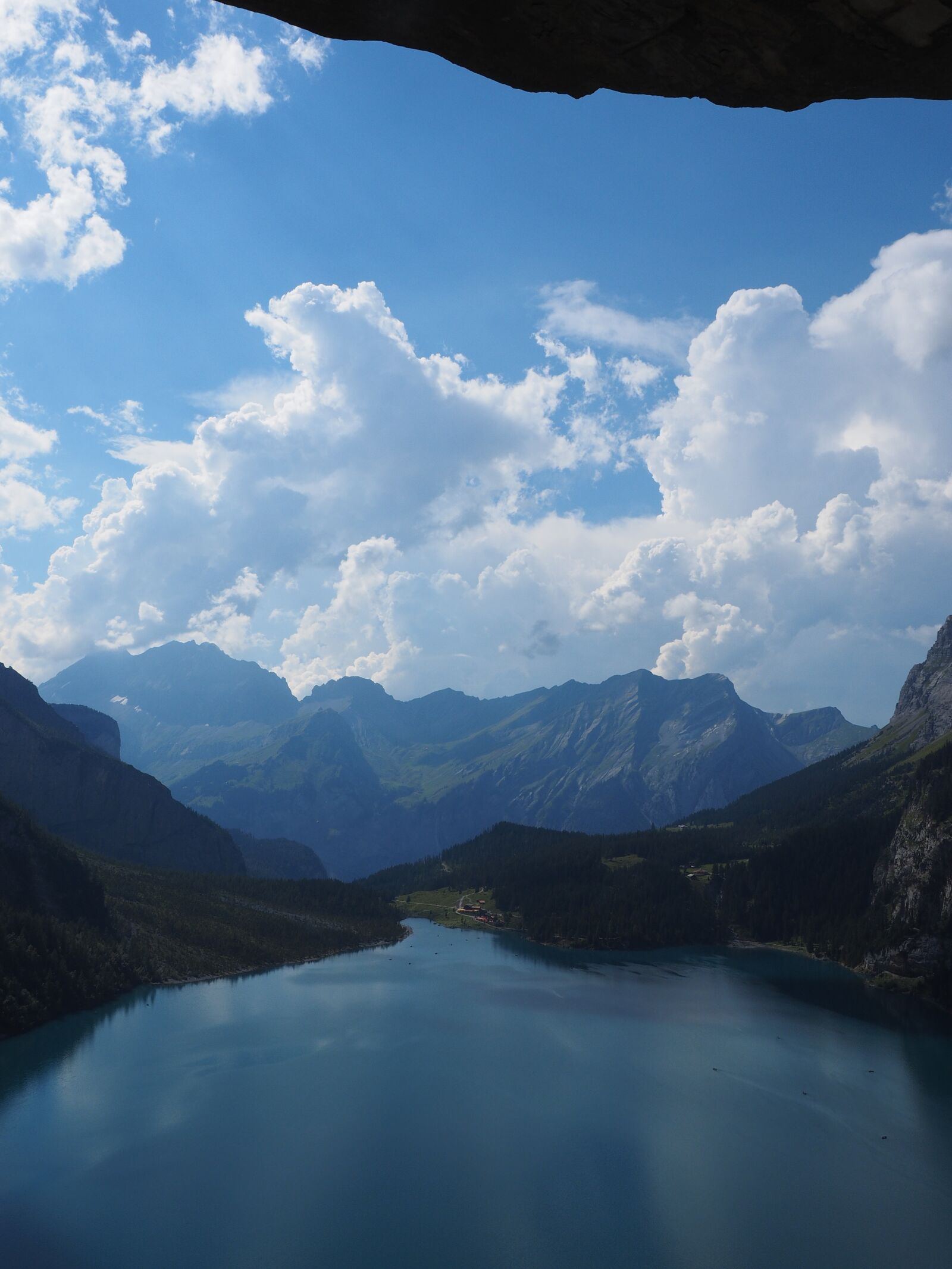 Olympus OM-D E-M1 + Olympus M.Zuiko Digital ED 12-40mm F2.8 Pro sample photo. Lake oeschinen, view, lake photography