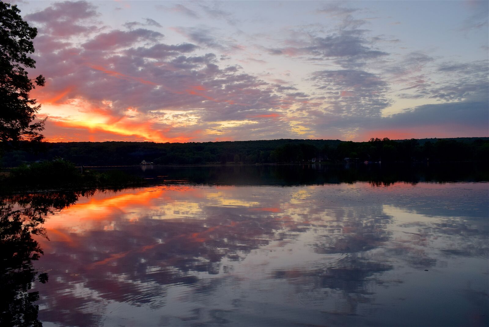 Nikon D3300 sample photo. Lake, sunset, clouds photography