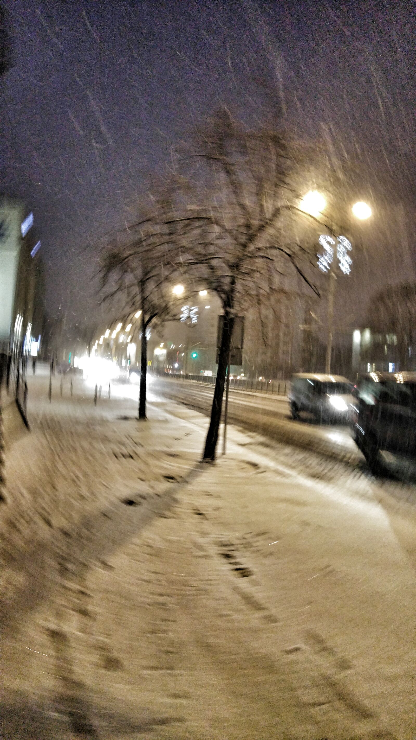 LG G4 sample photo. Theme, chaos photography