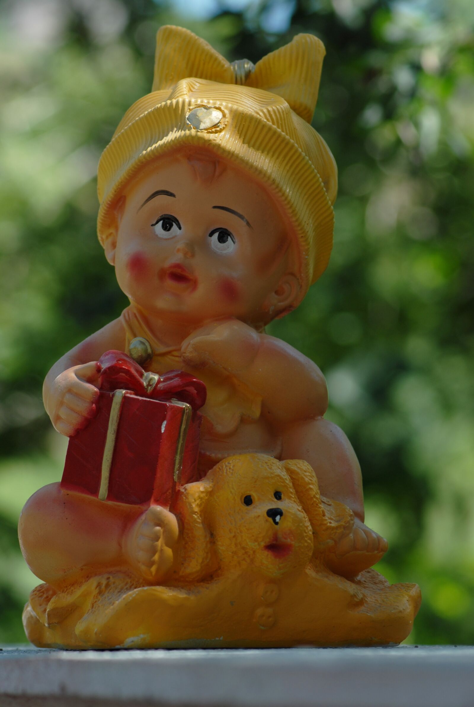Nikon D200 sample photo. Sculpture, toy, ceramic photography