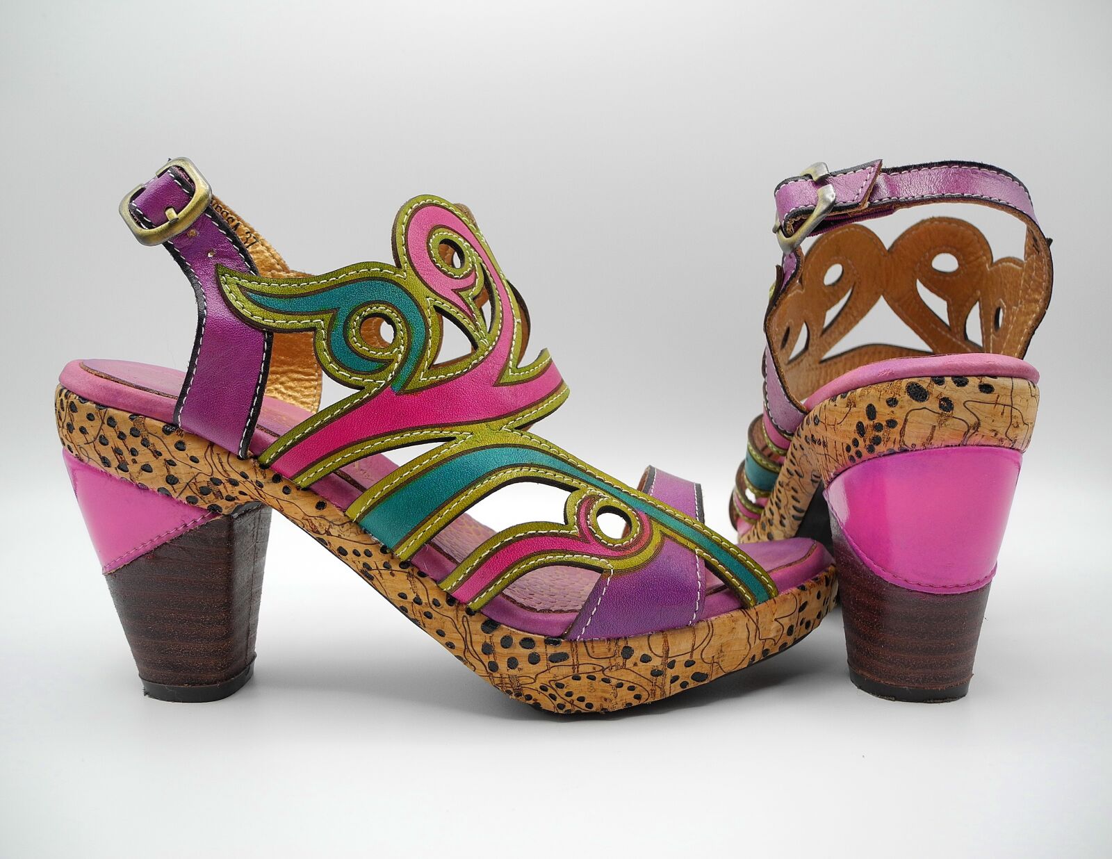 Nikon Coolpix P7000 sample photo. Sandals, shoe, women's shoes photography