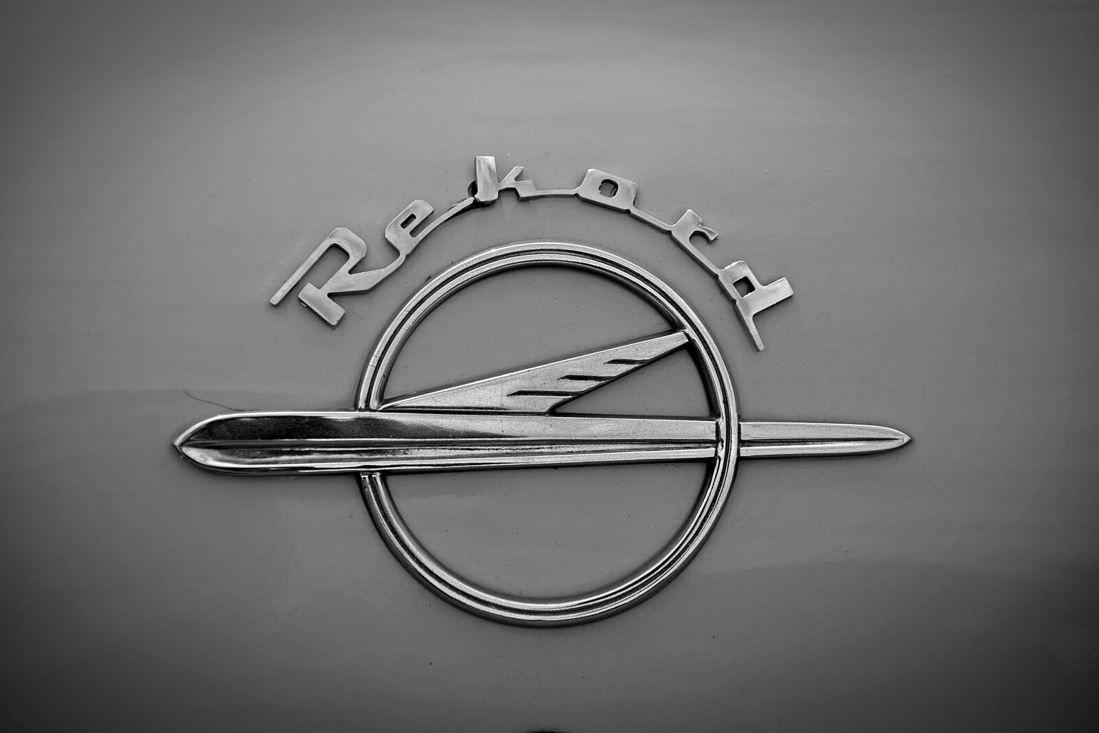 Nikon D5200 sample photo. Brand, symbol, opel photography