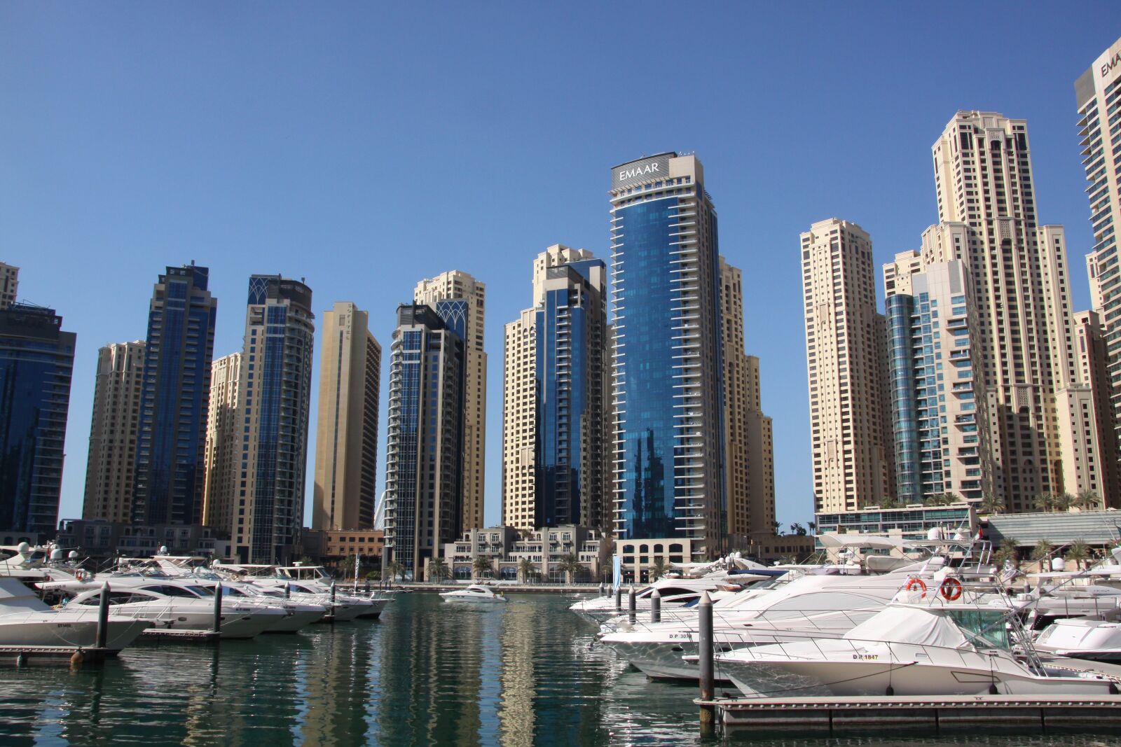 Canon EOS 50D sample photo. Dubai, skyscrapers, sunset photography