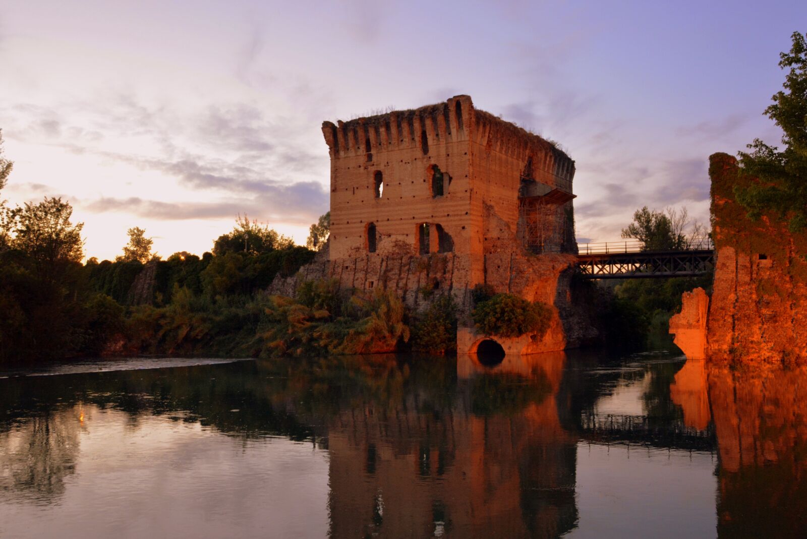Nikon D7100 sample photo. Torre, reflection, water photography