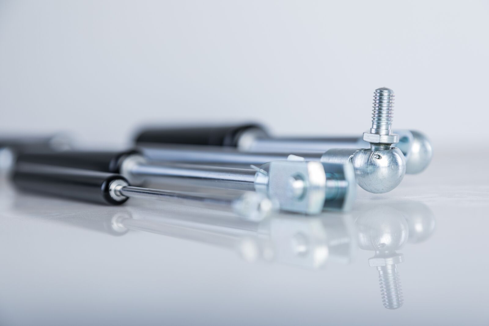 Canon EOS 5D Mark IV sample photo. Gas spring, gas-push spring photography