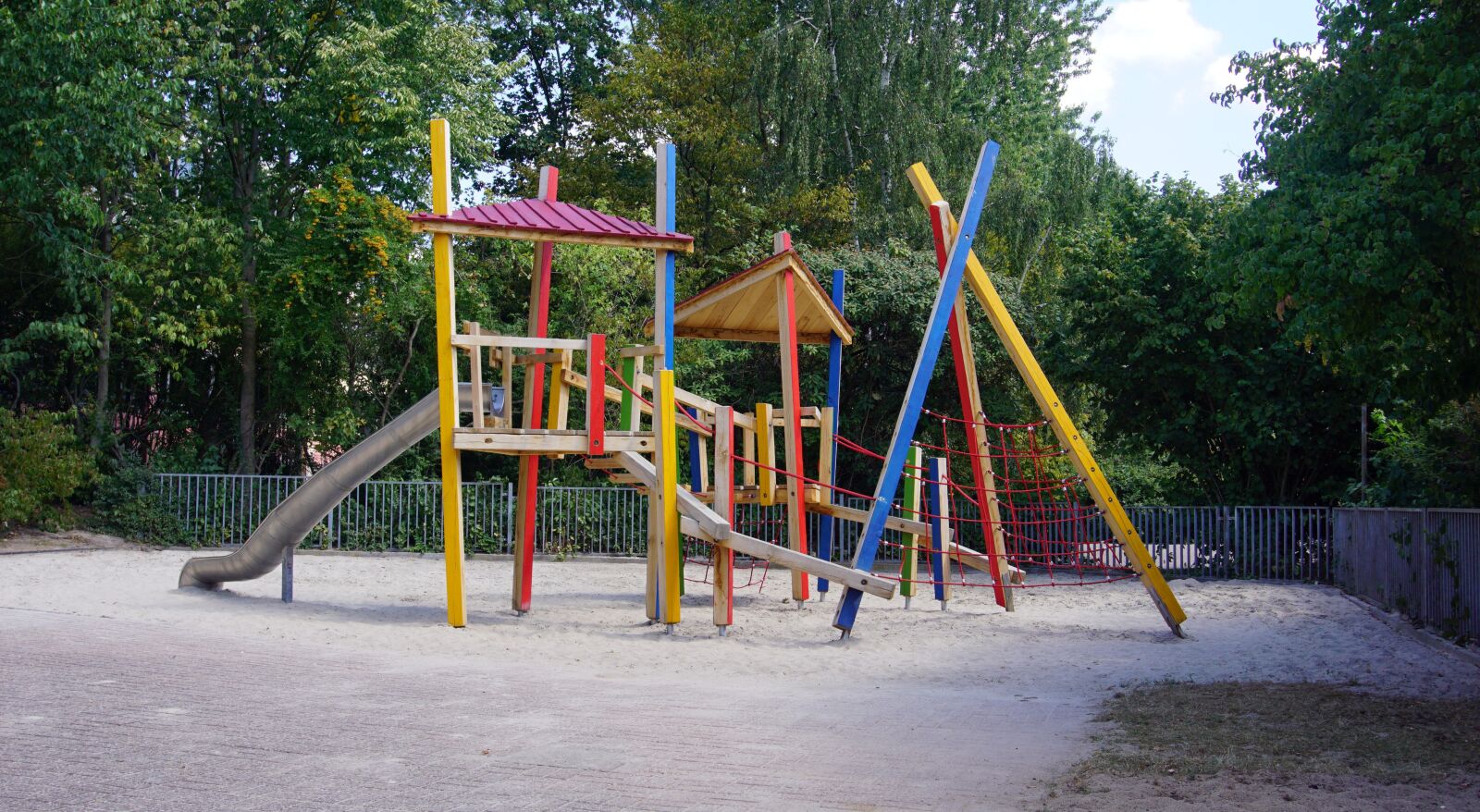 Sony a6000 sample photo. Playground, empty, children photography