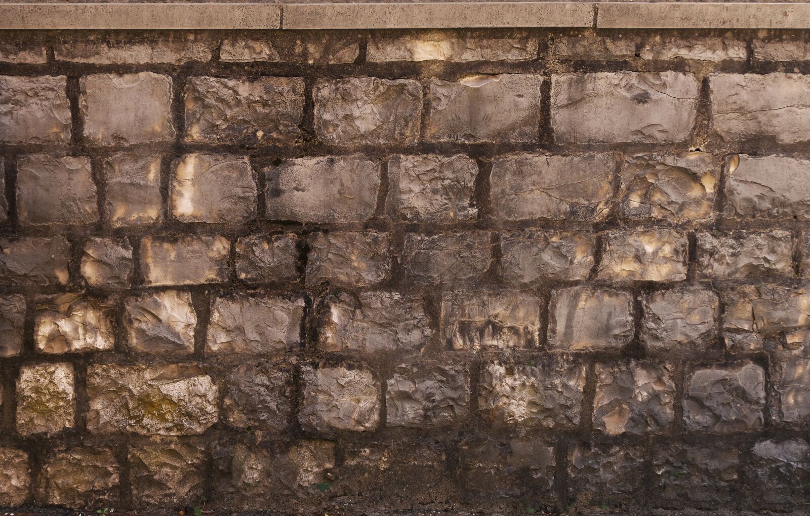 Panasonic Lumix DMC-FZ1000 sample photo. Stone wall, quarry stone photography