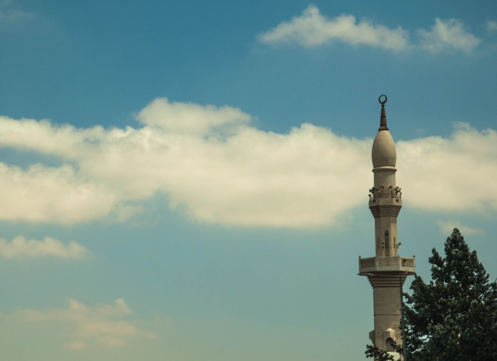 Canon EOS-1D Mark III sample photo. Mosque, amman, jordan photography