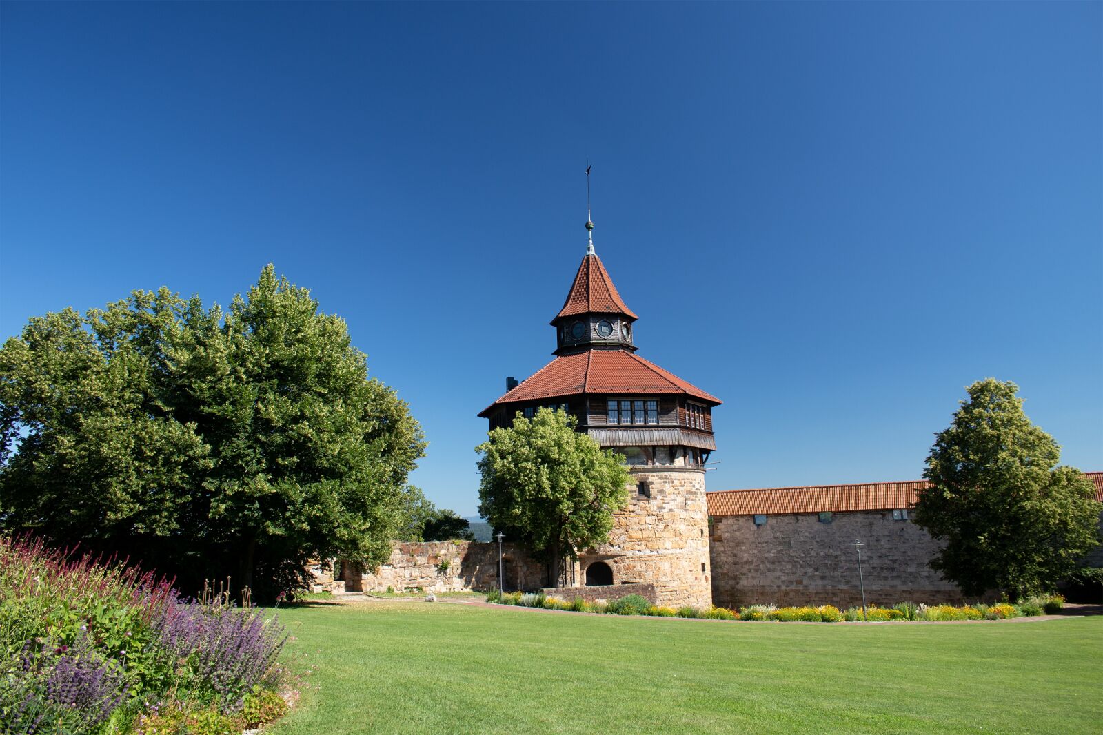 Canon EOS 80D sample photo. Castle, esslingen, tower photography