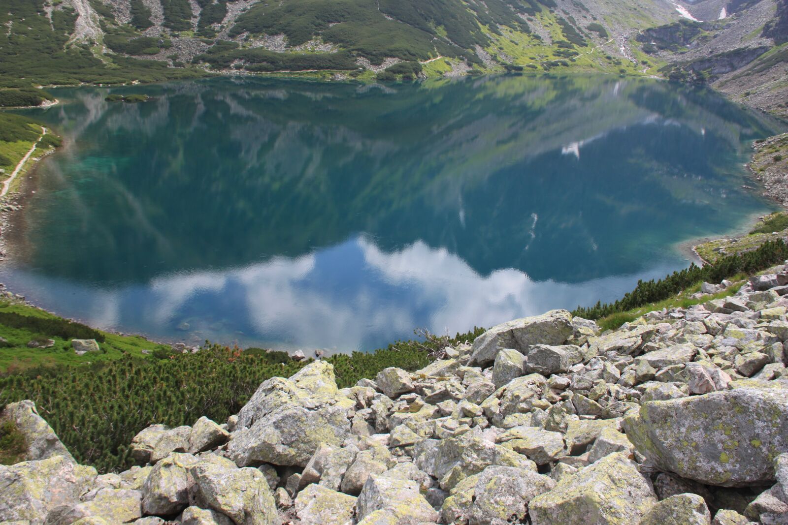 Canon EOS 500D (EOS Rebel T1i / EOS Kiss X3) sample photo. Nature, vistas, mountains photography