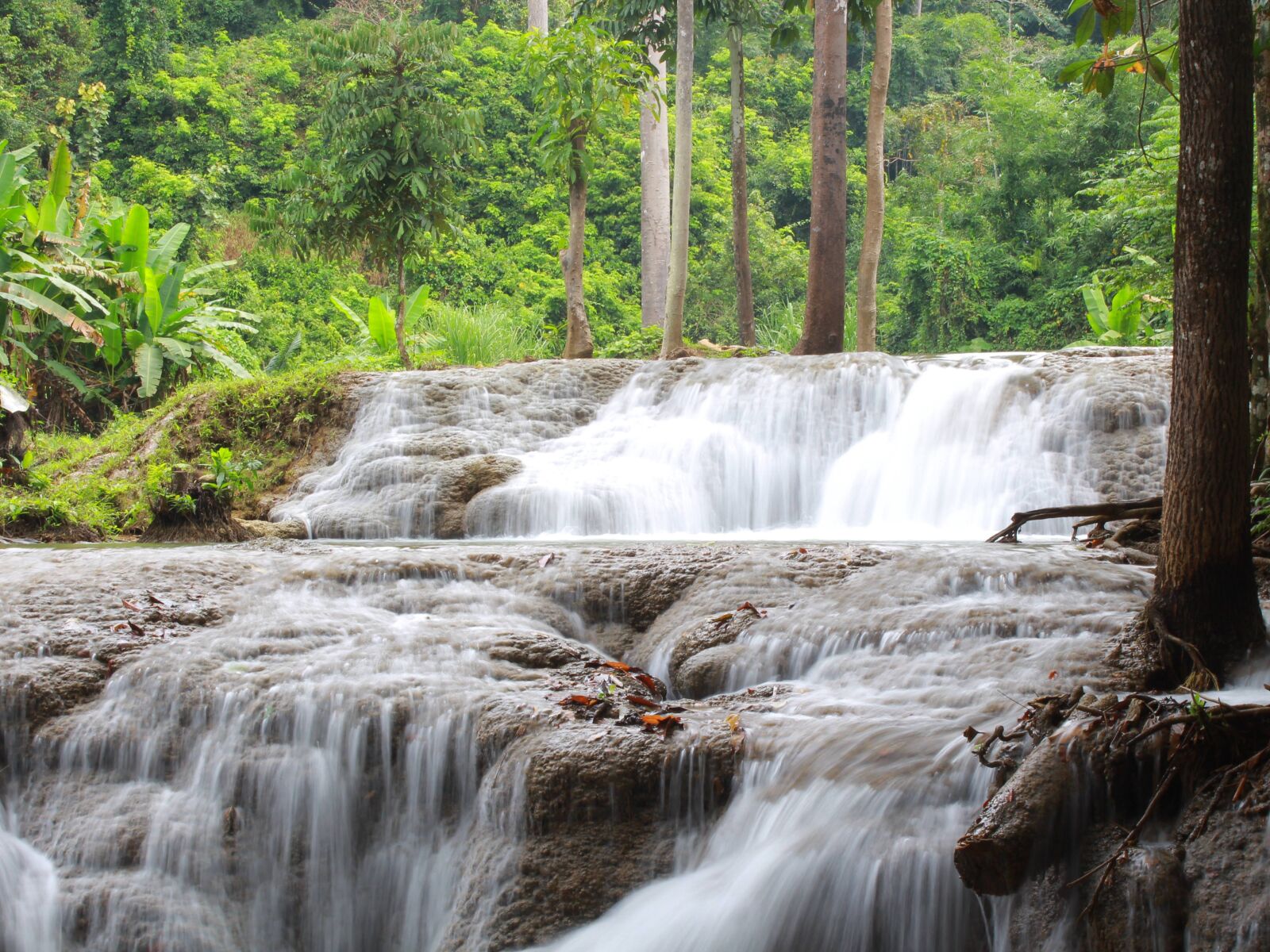 Canon EOS 650D (EOS Rebel T4i / EOS Kiss X6i) sample photo. Water fall, green, nature photography