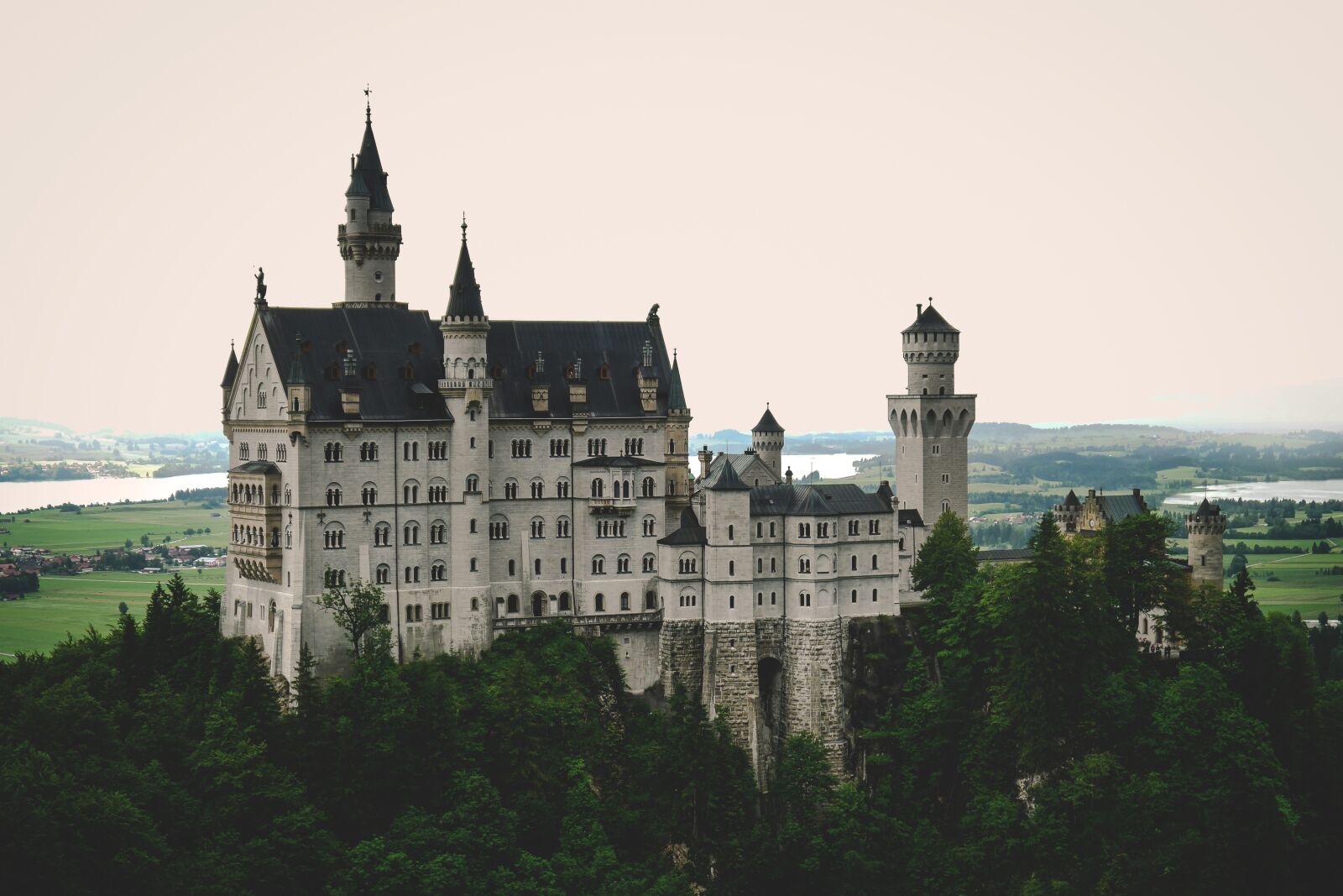 Panasonic Lumix DMC-G3 sample photo. Castle, kristin, germany photography