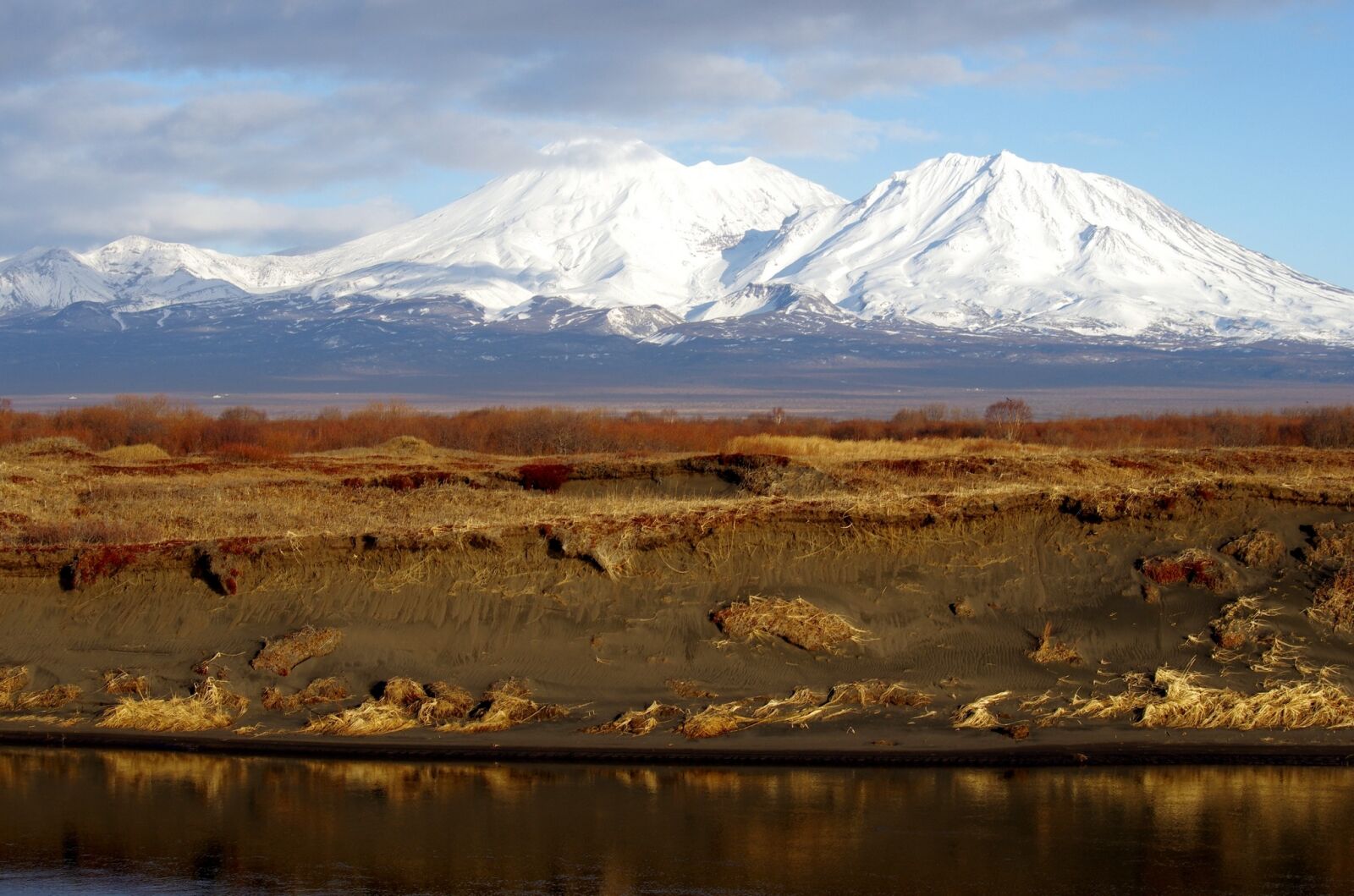 Pentax K-5 sample photo. Volcanoes, snowy mountains, vertices photography