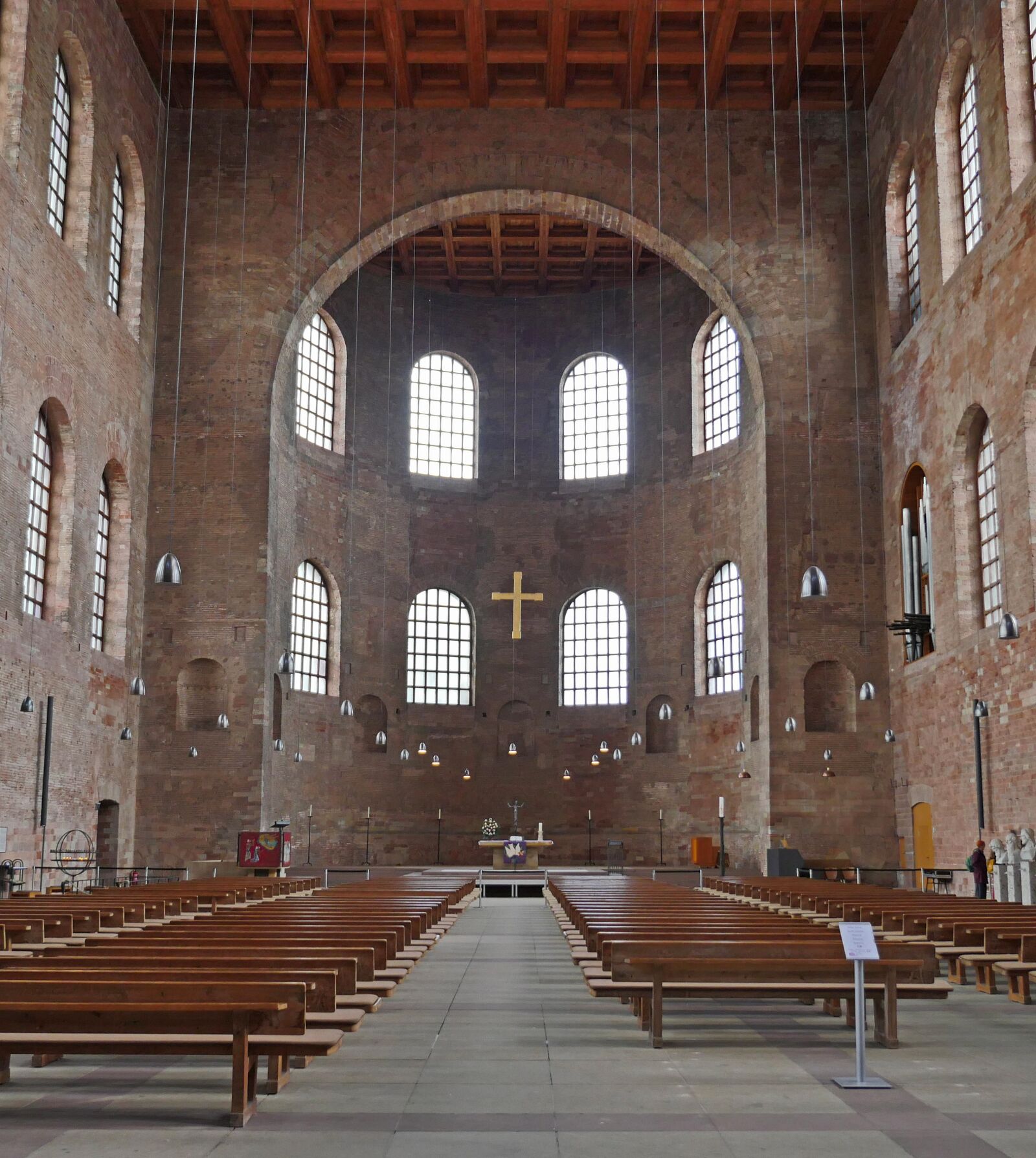 Panasonic Lumix DMC-GX8 sample photo. Trier, basilica, architecture photography