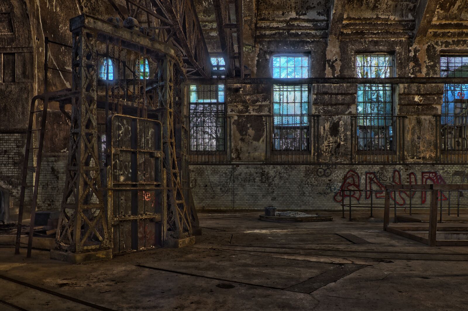 Olympus OM-D E-M10 sample photo. Lost places, factory, pforphoto photography