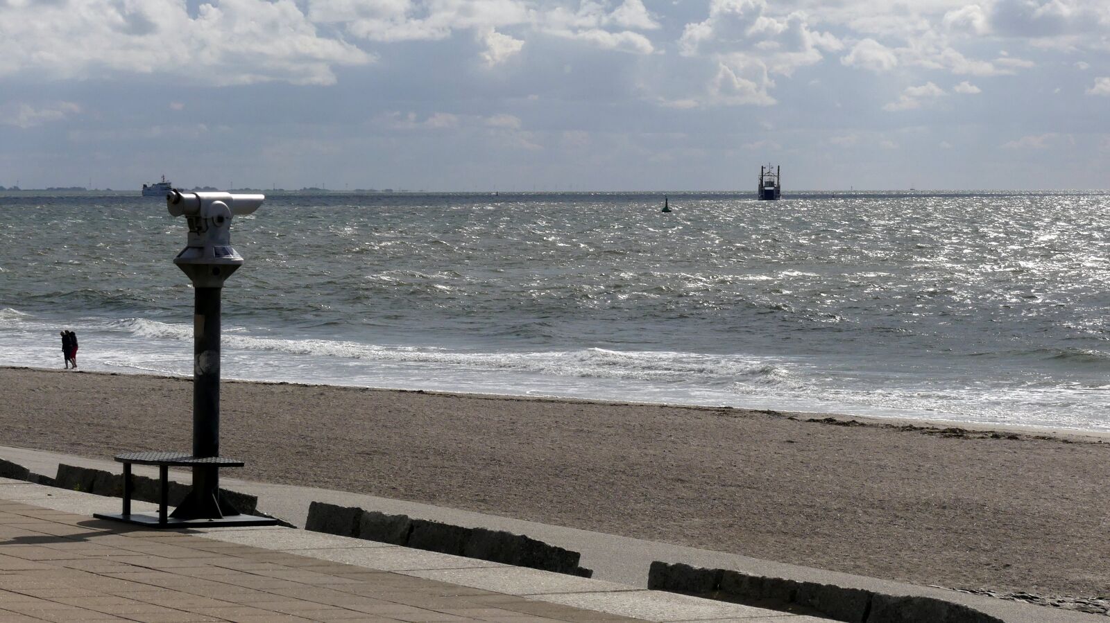 Panasonic Lumix DMC-FZ300 sample photo. Sea, beach, north sea photography
