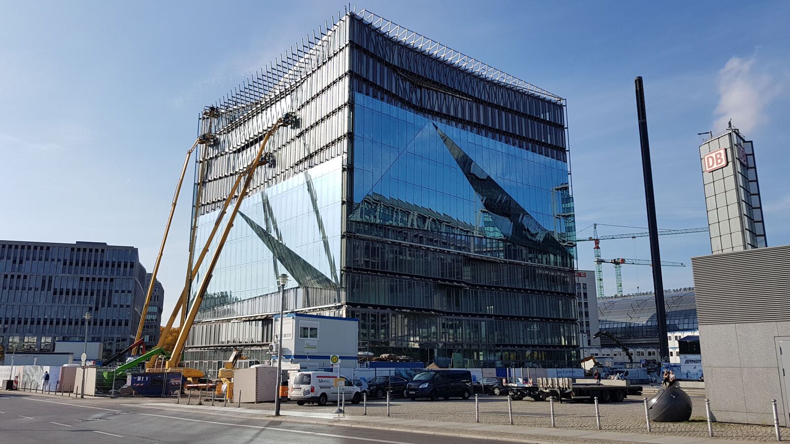 Samsung Galaxy S7 sample photo. Architecture, new building, facade photography