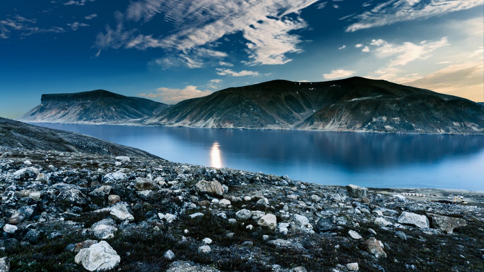 Sony Alpha NEX-6 sample photo. Shore, mountain, water photography